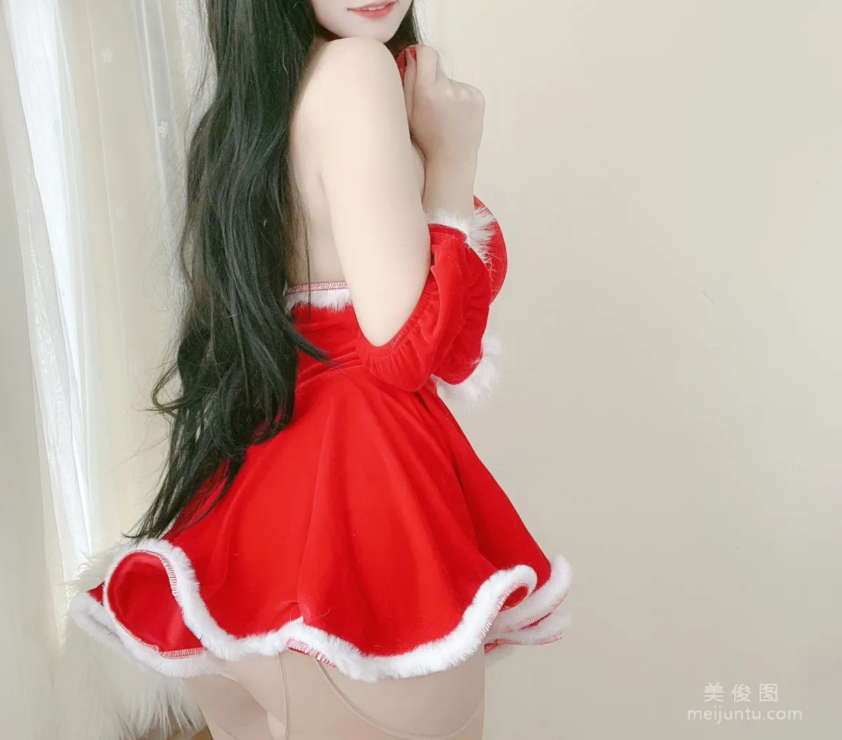 [網紅COSER] 動漫博主小倉千代w - 紅色聖誕禮物裙 17
