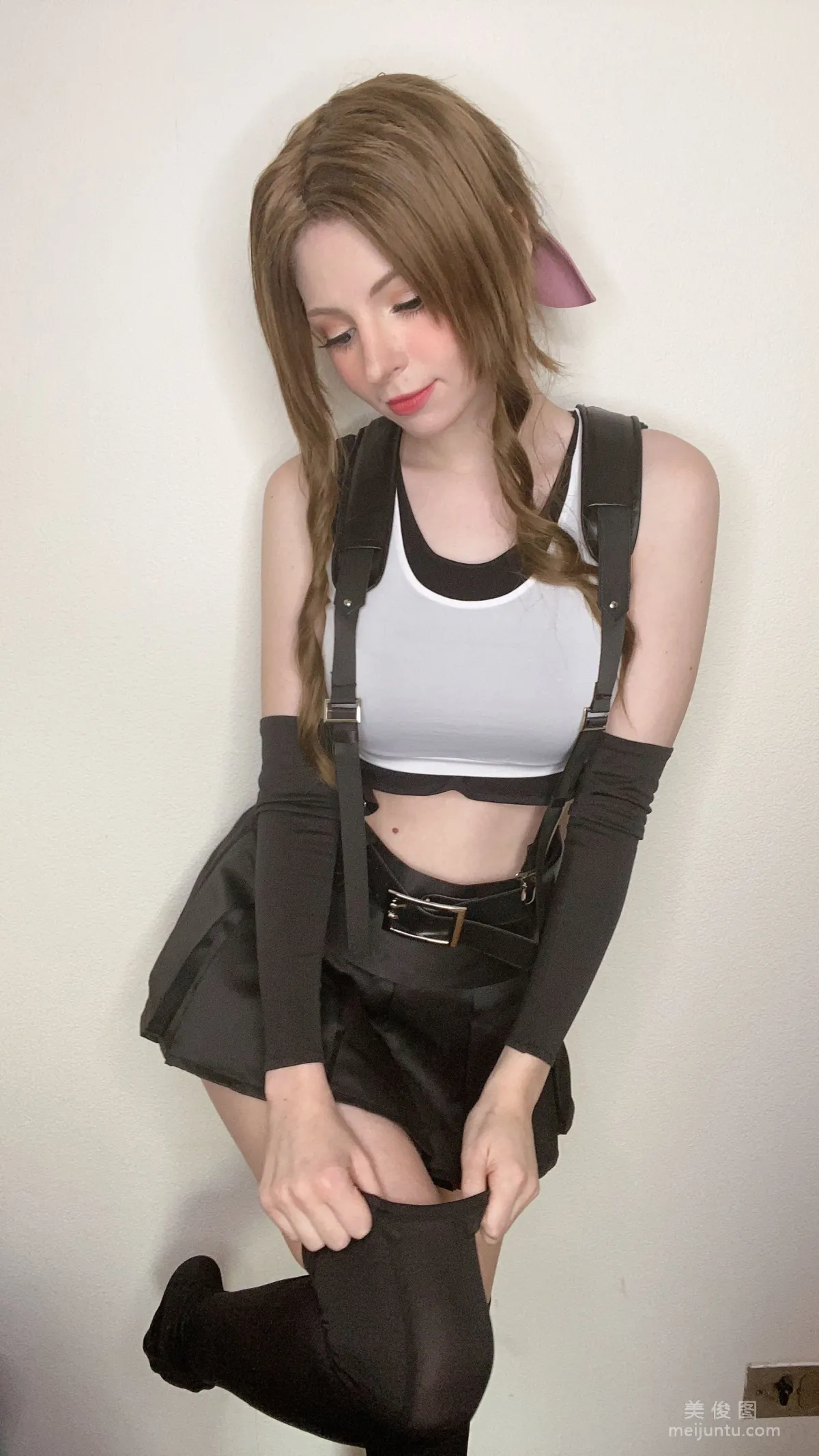 [網紅COSER] Peach milky - Aerith Tifa Swap 39