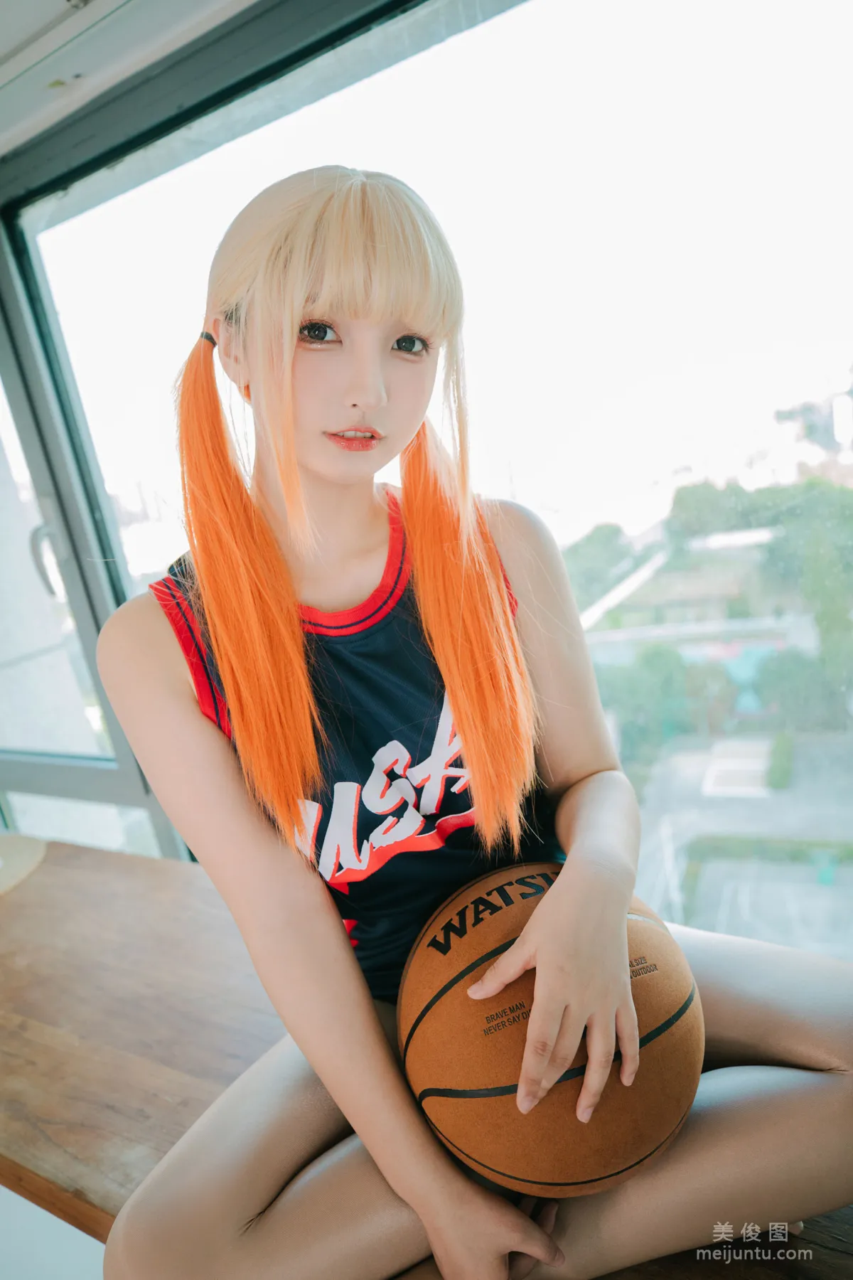 [網紅COSER] 蘿莉神楽闆真冬 之 拉拉隊少女 32
