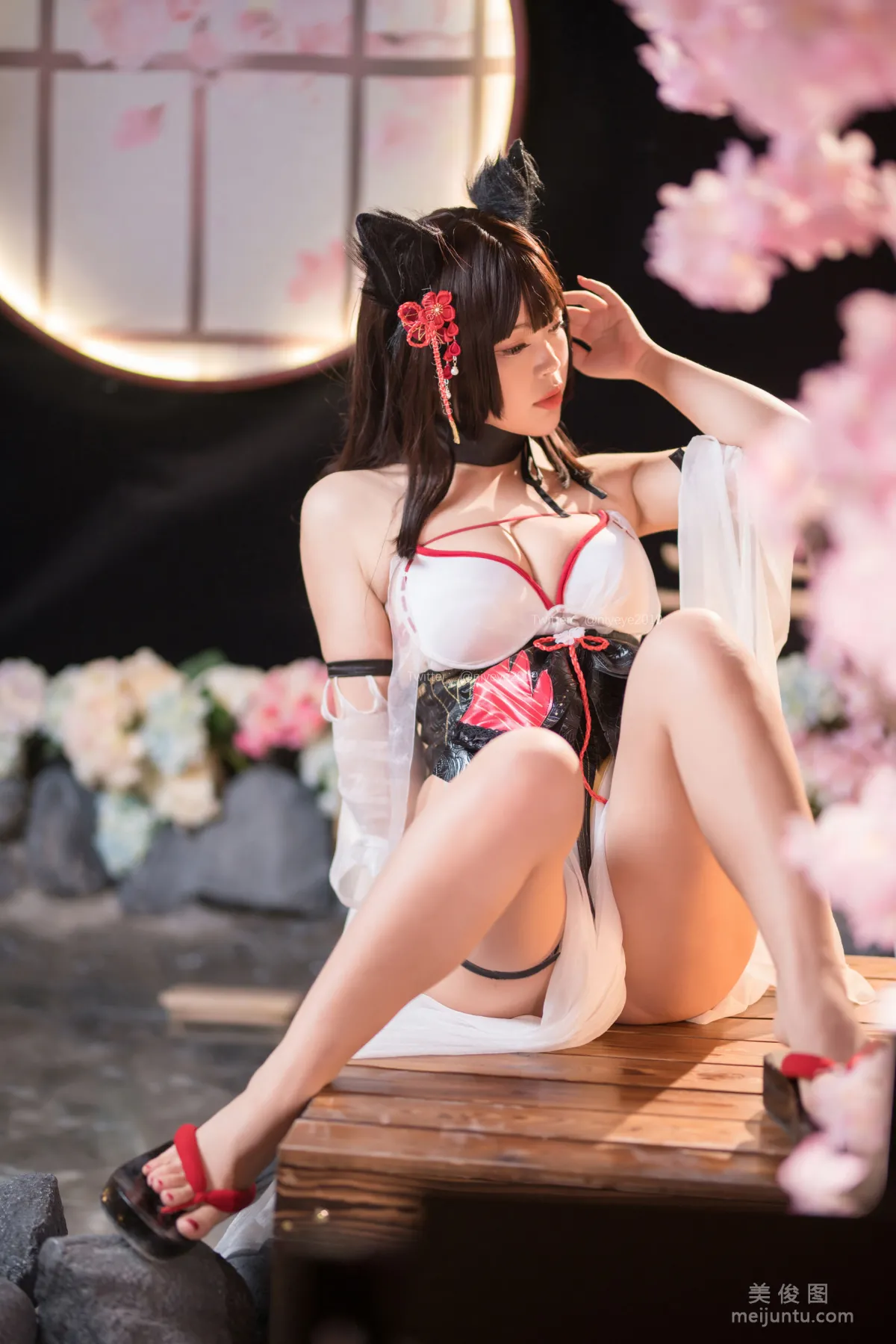 [網紅COSER] 萌系小姐姐-白烨- - 濕身泳裝 39