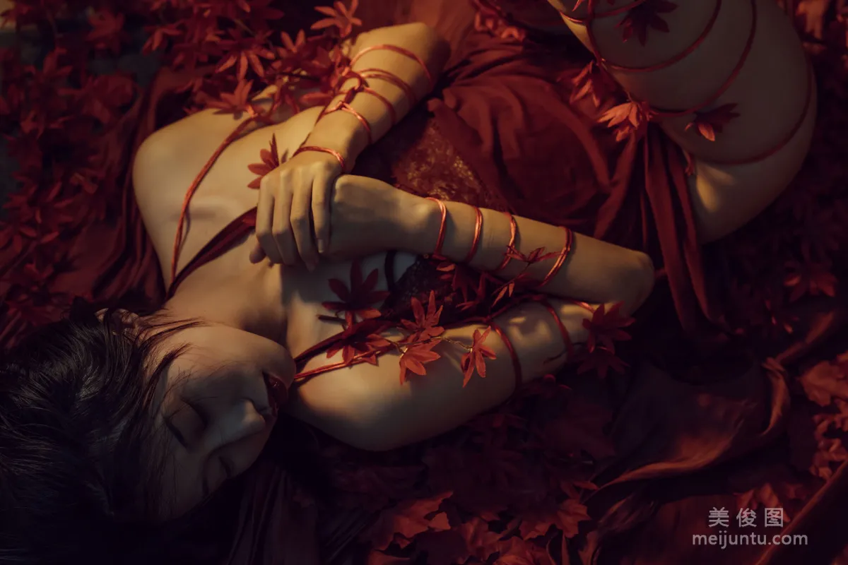 [網紅COSER] 雲溪溪 - 花與繩 3