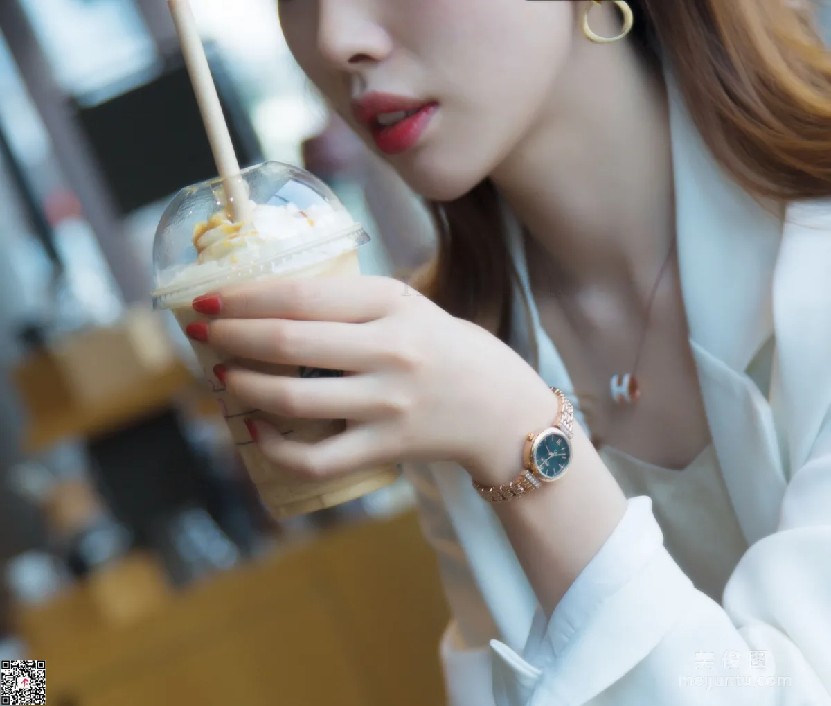 [丽丝映像GIRLISS]  《对白领同事的非分之想》 写真集2