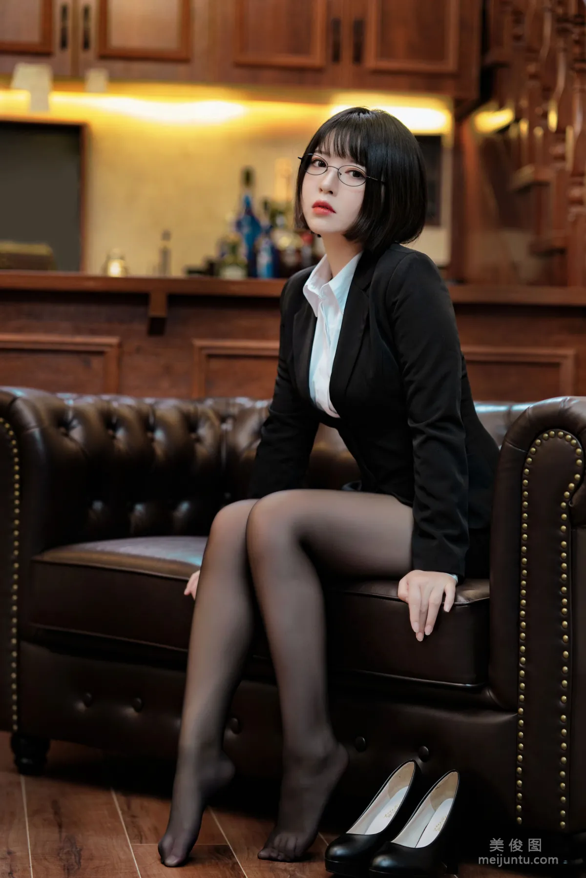 [網紅COSER] 半半子 - OL様 21