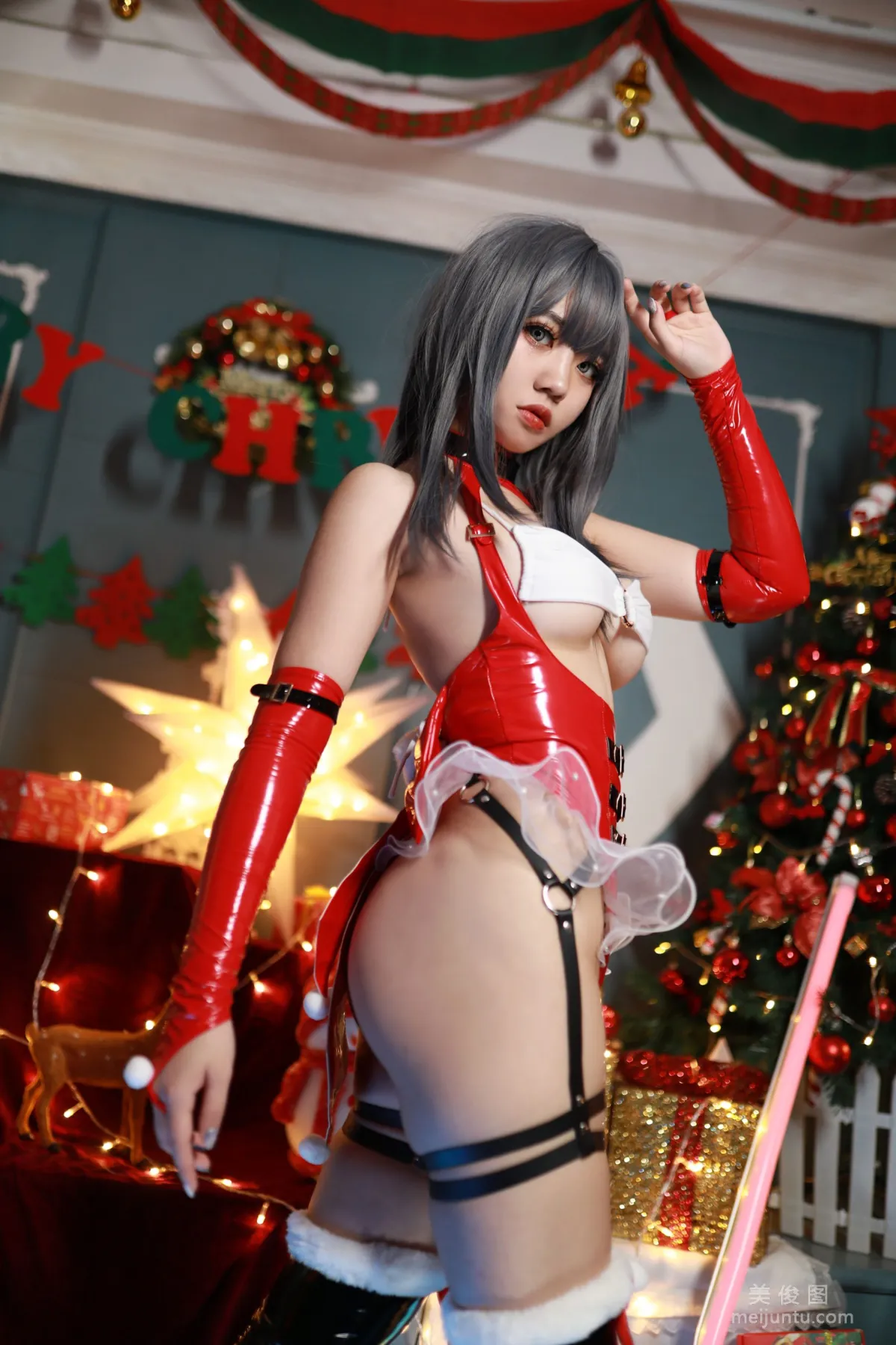 [网红COSER] 啊日日_Ganlory - 圣诞2