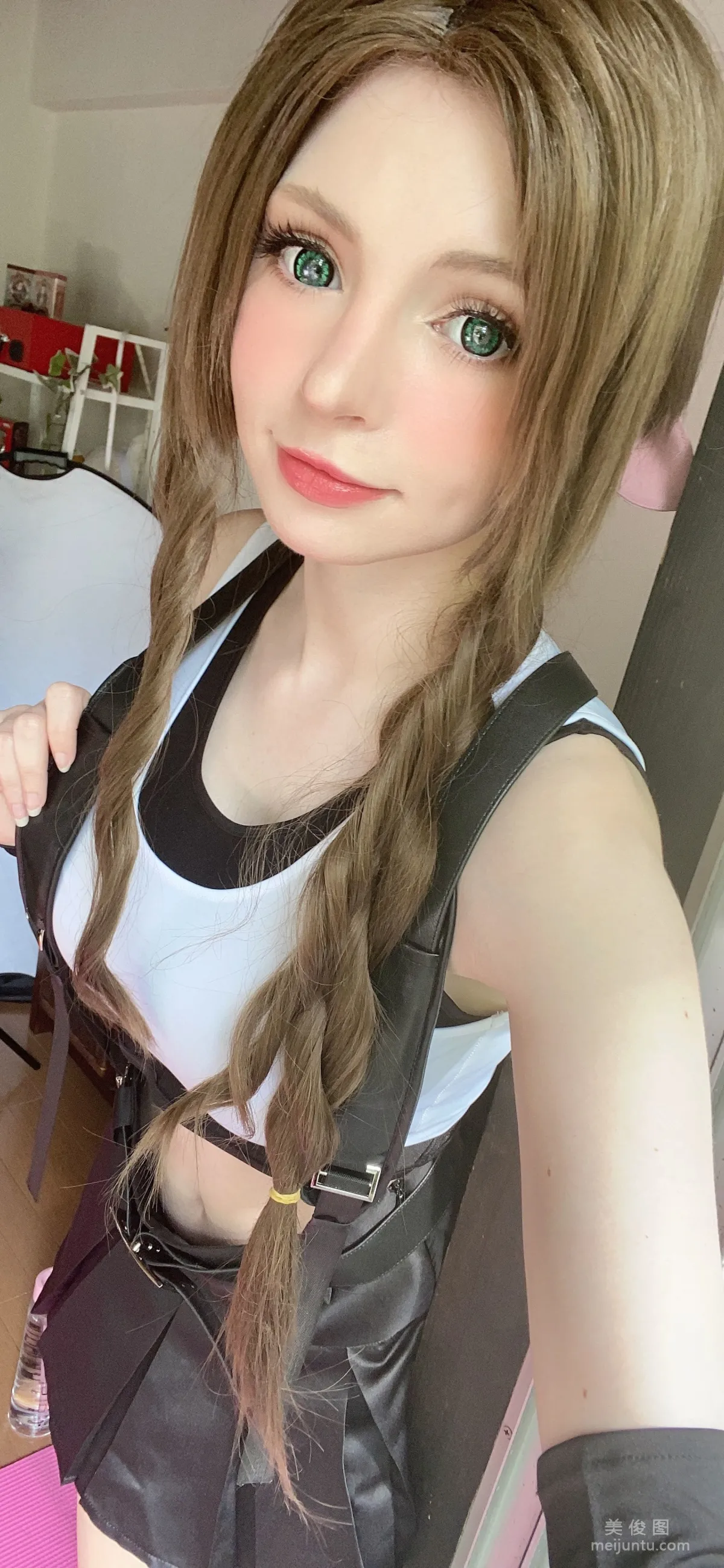 [網紅COSER] Peach milky - Aerith Tifa Swap 16