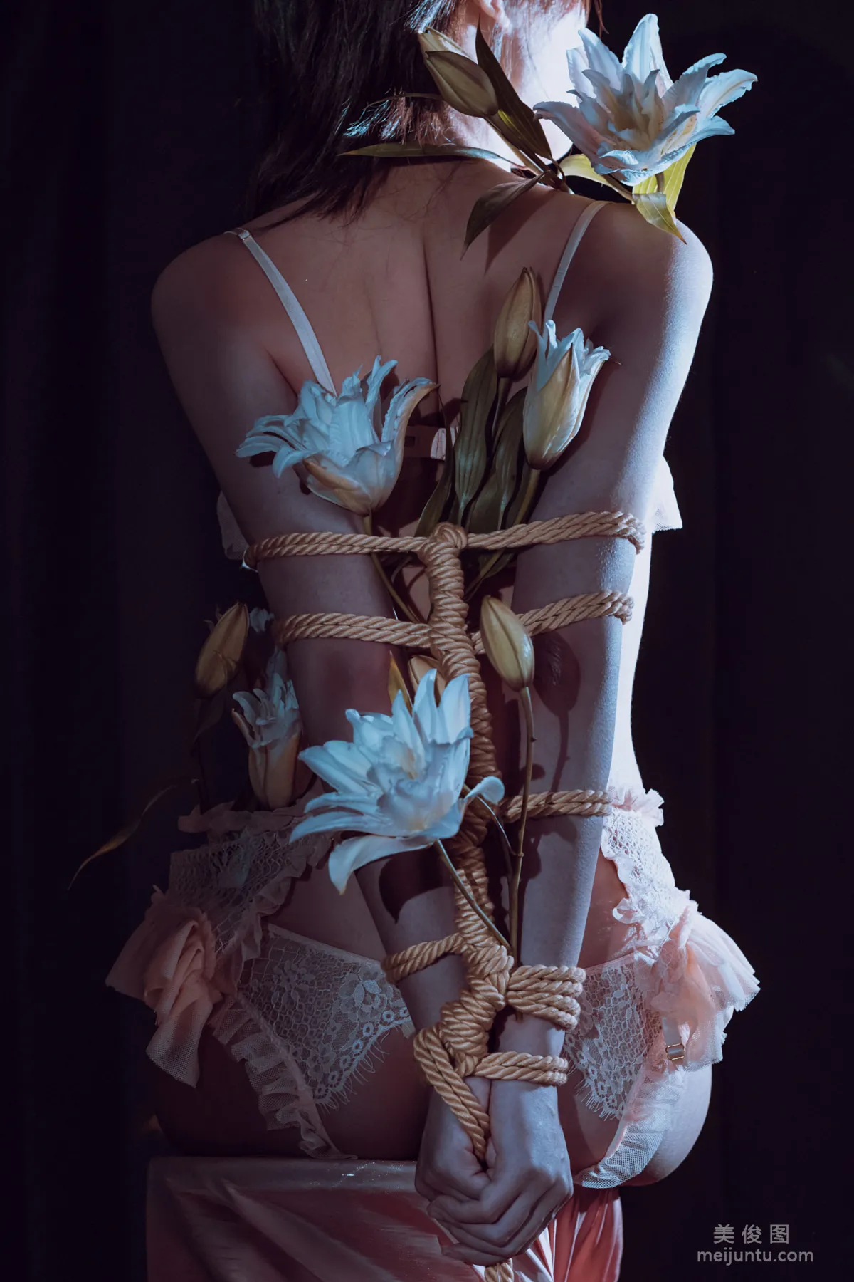 [網紅COSER] 雲溪溪 - 花與繩 25