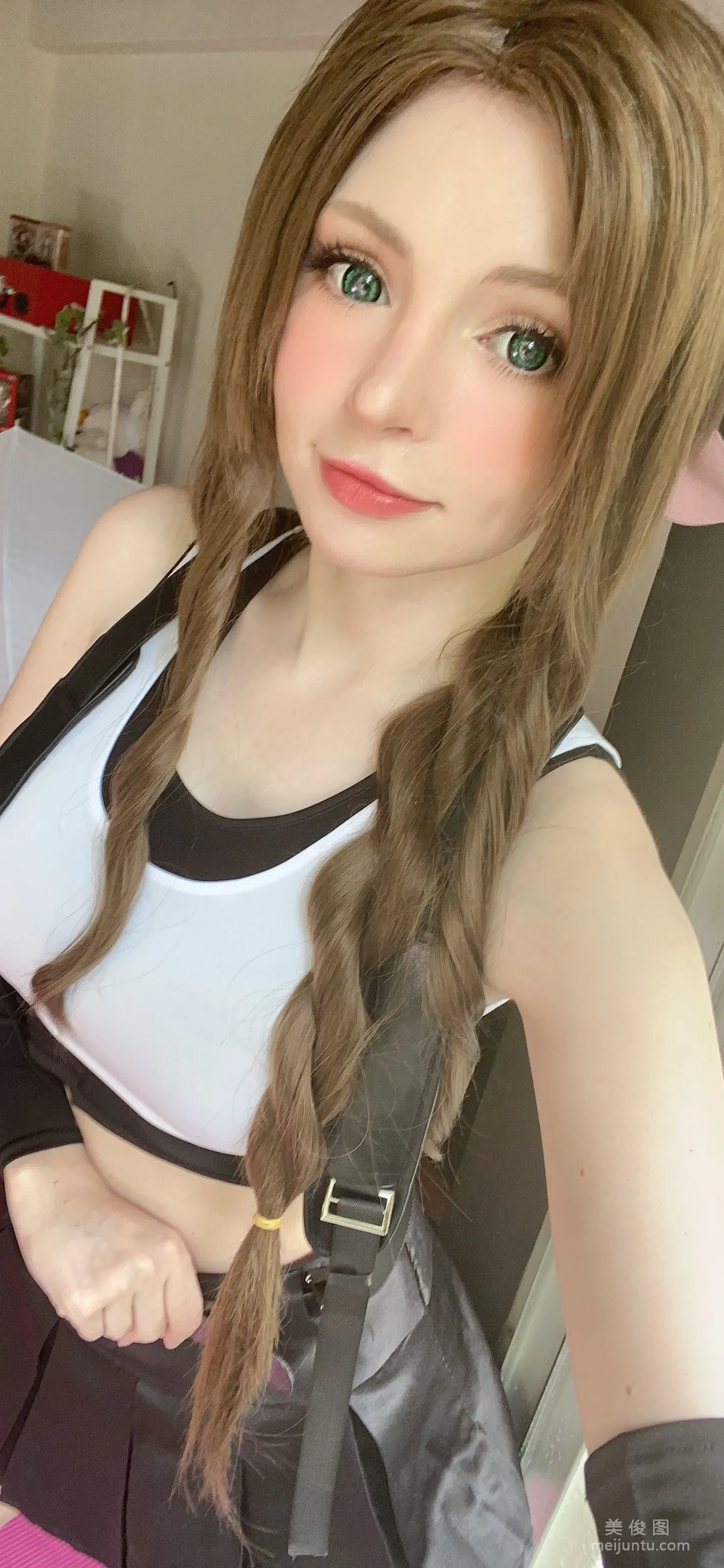 [網紅COSER] Peach milky - Aerith Tifa Swap 21