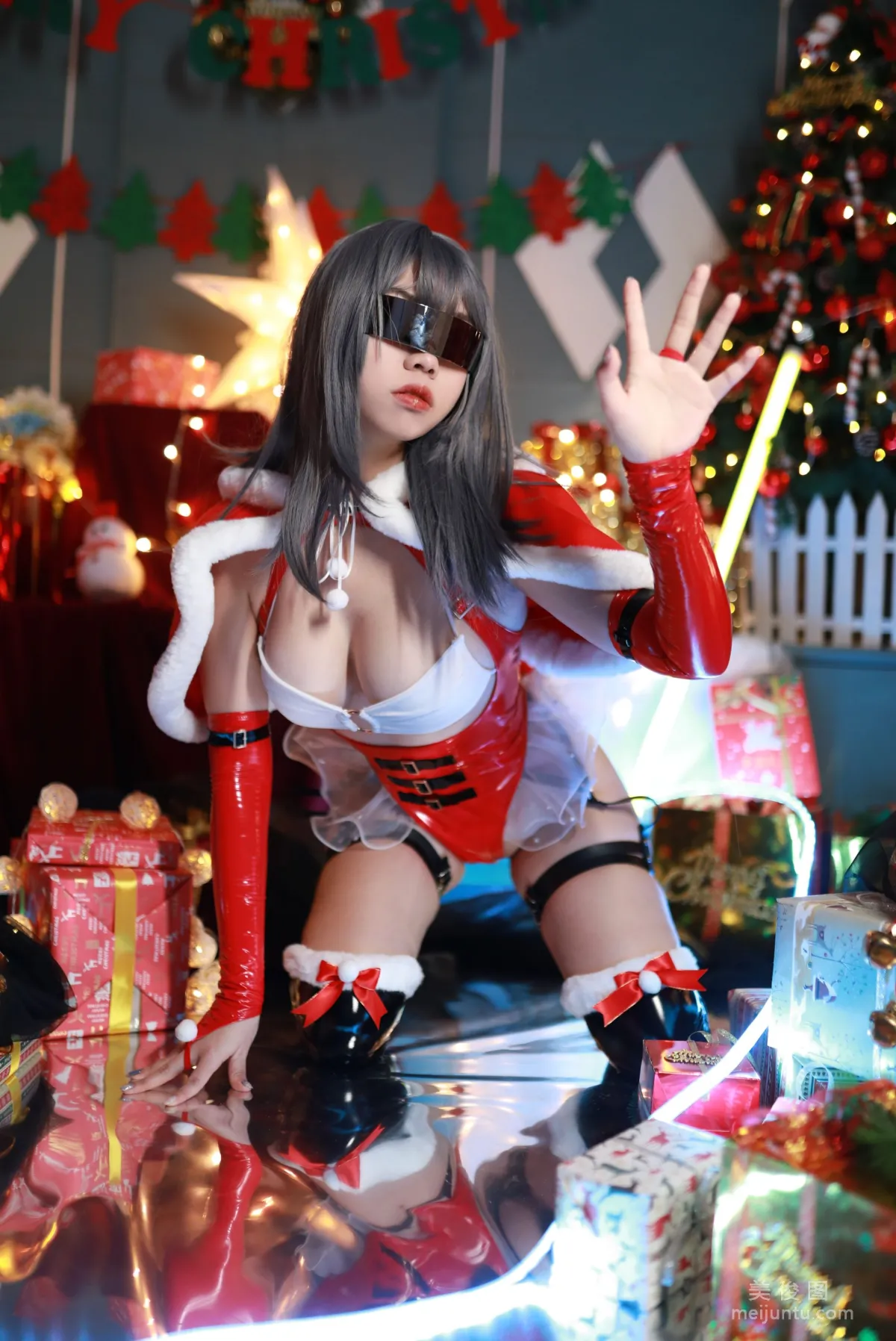 [网红COSER] 啊日日_Ganlory - 圣诞6