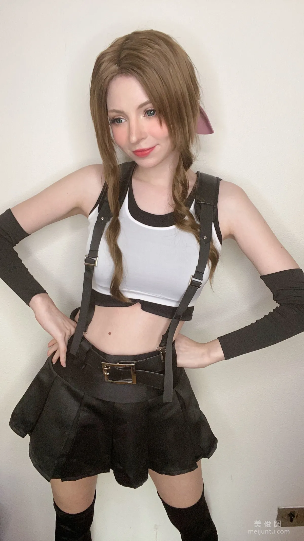 [網紅COSER] Peach milky - Aerith Tifa Swap 41