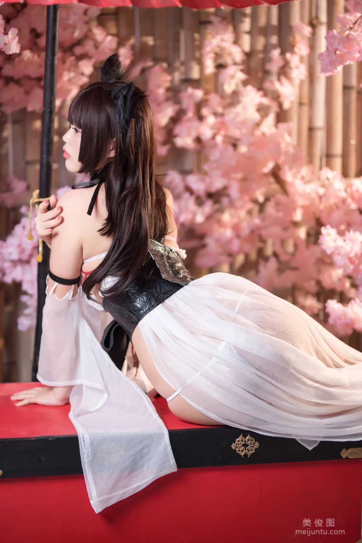 [網紅COSER] 萌系小姐姐-白烨- - 濕身泳裝 15