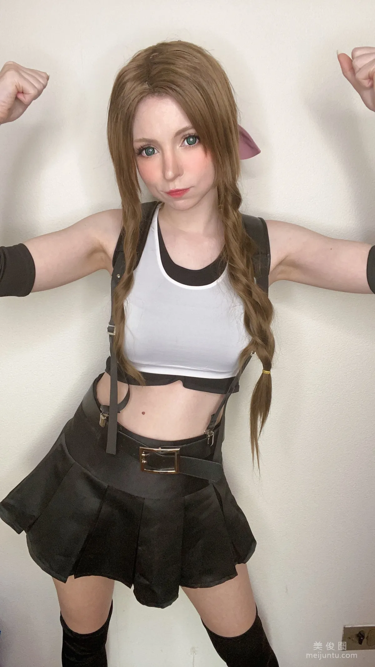 [網紅COSER] Peach milky - Aerith Tifa Swap 51