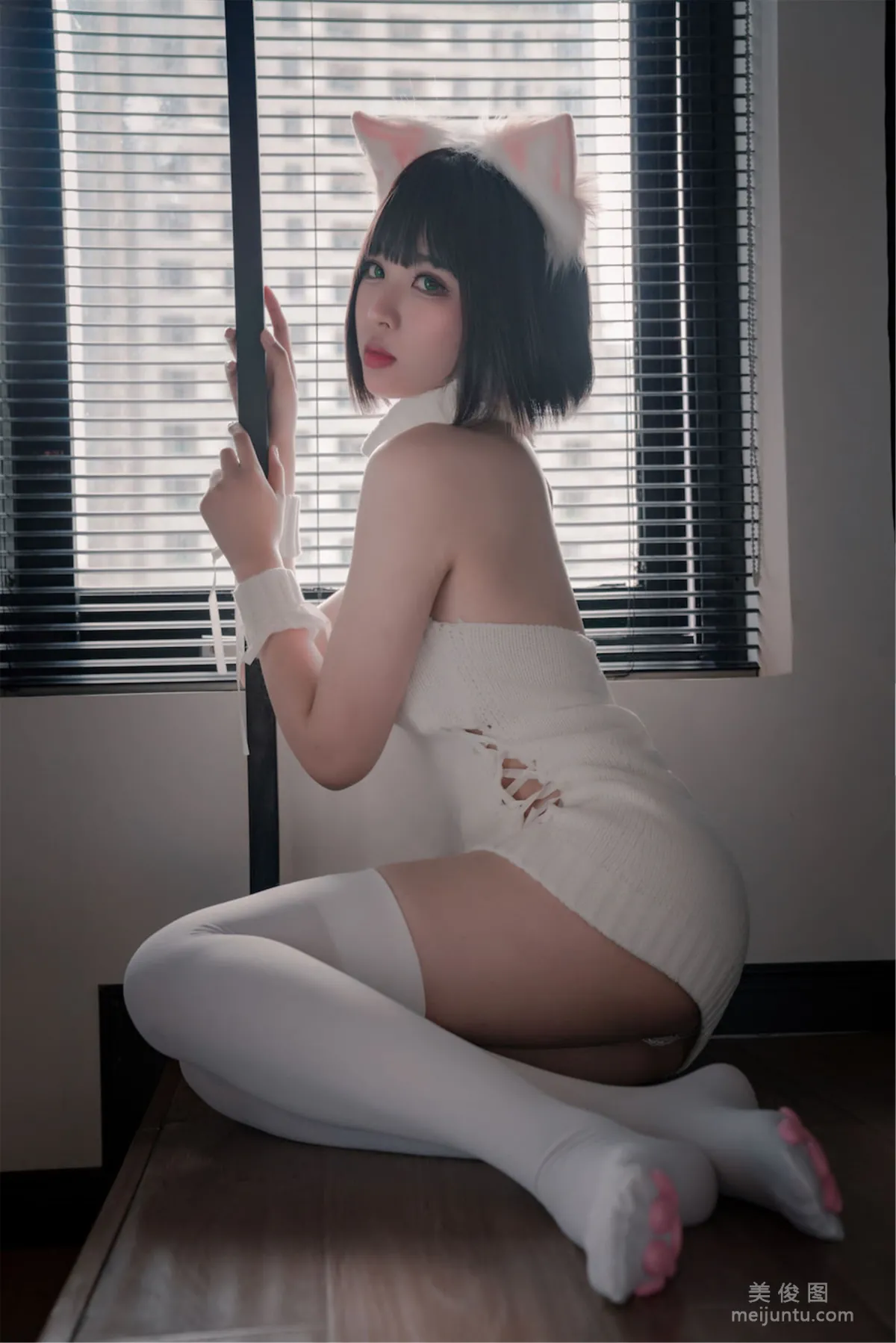 [網紅COSER] 軒蕭學姐 - 貓爪襪 29