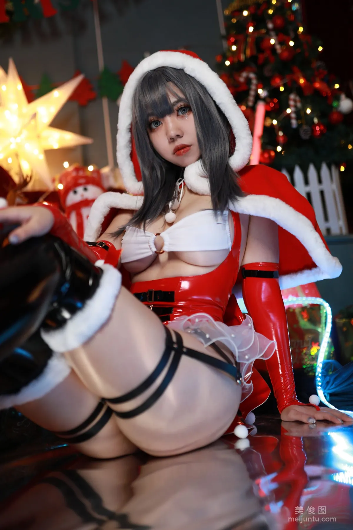 [网红COSER] 啊日日_Ganlory - 圣诞34