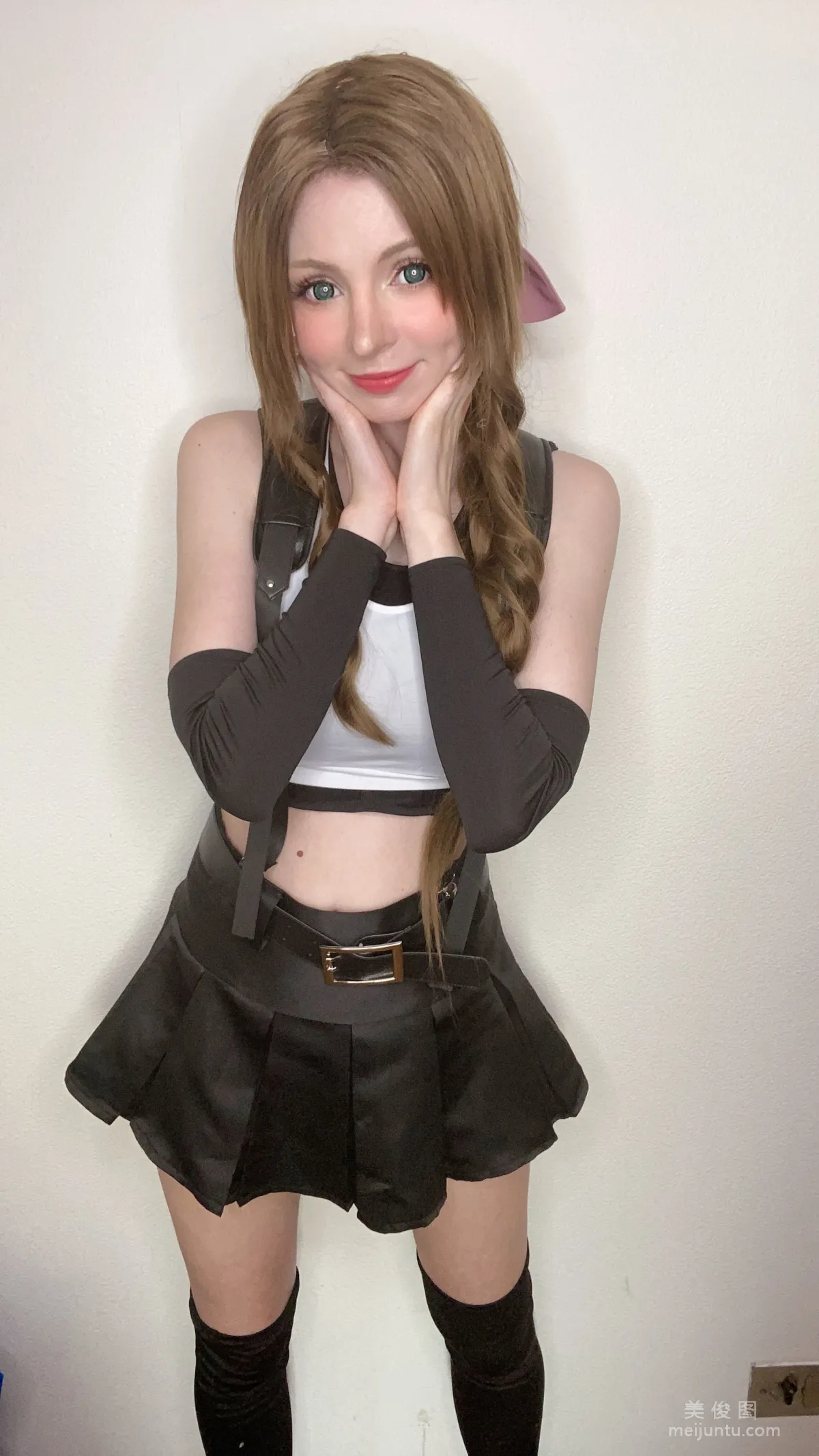 [網紅COSER] Peach milky - Aerith Tifa Swap 56
