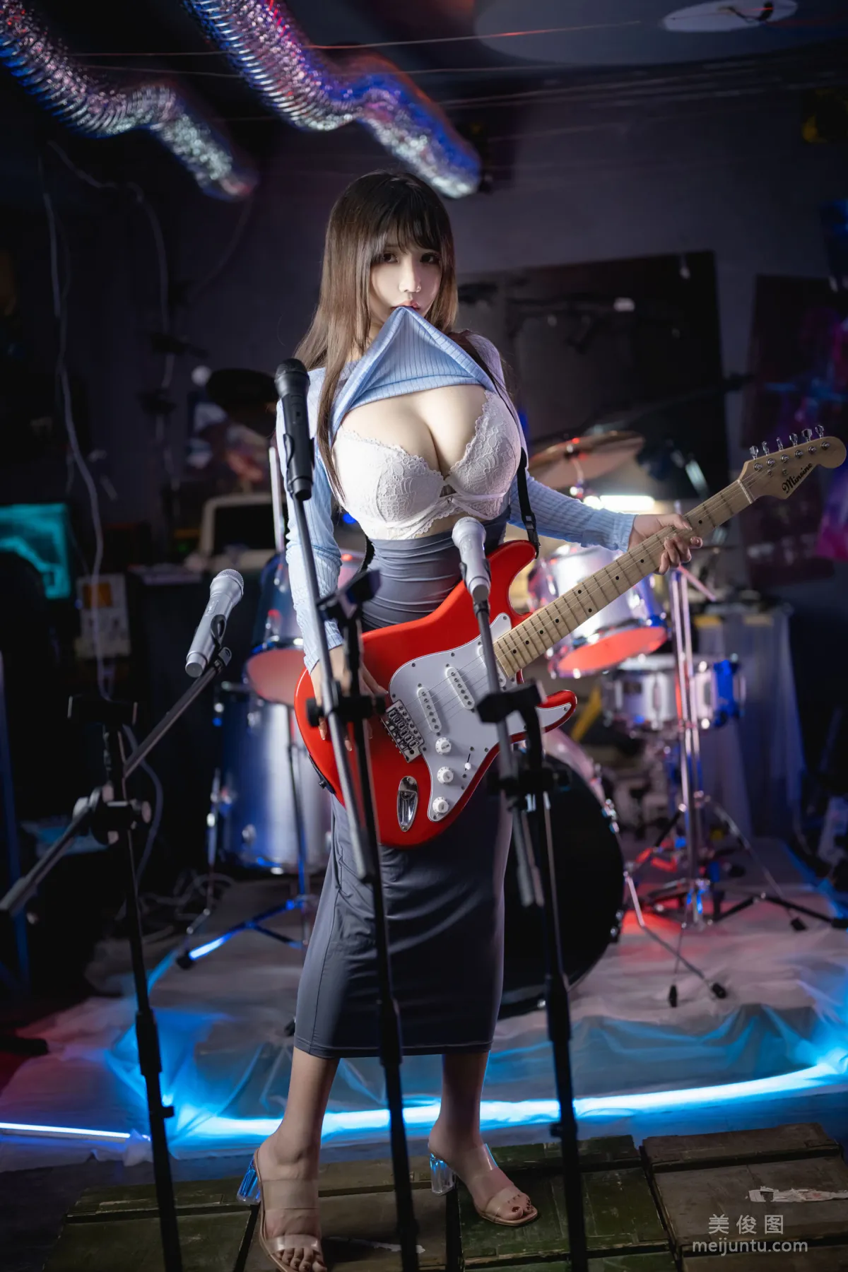 [網紅COSER] 二次元妹子抱走莫子aa - 吉他妹妹 12