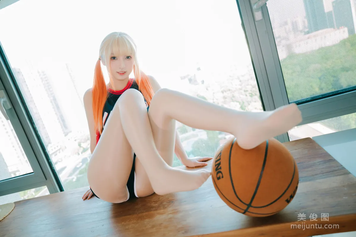[網紅COSER] 蘿莉神楽闆真冬 之 拉拉隊少女 27