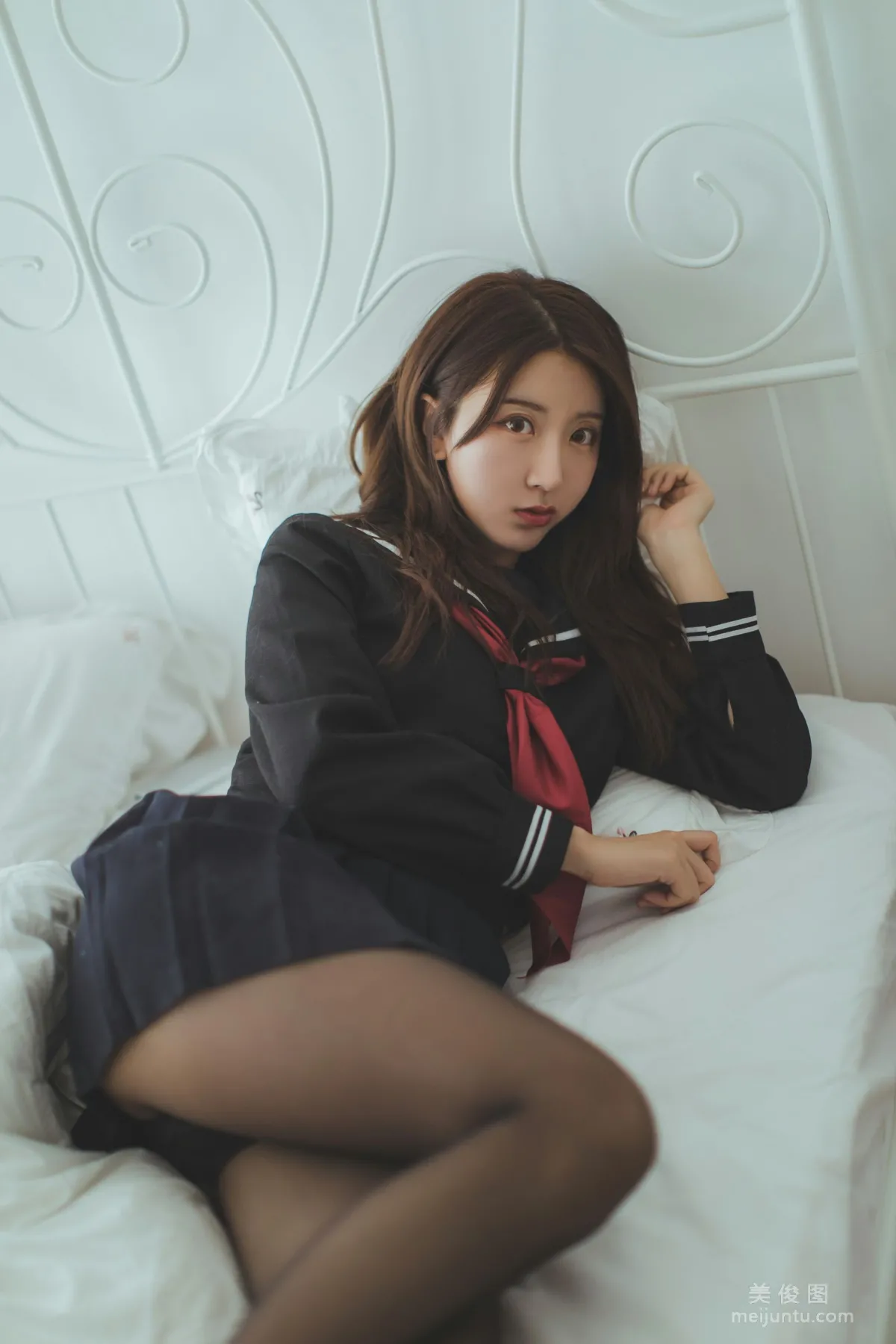 [丽丝映像GIRLISS]  《丝滑情节的教师》 写真集123