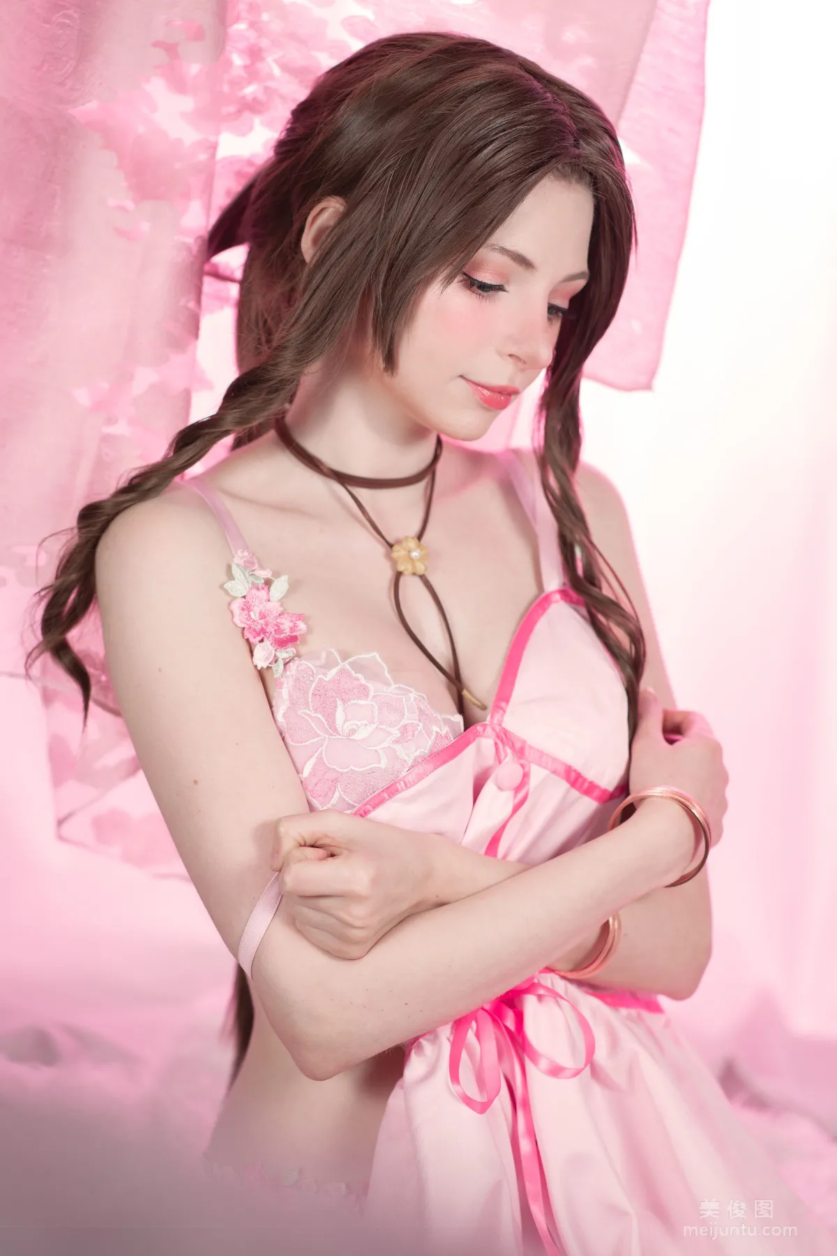 [網紅COSER] Peach milky - Aerith Lingerie 10