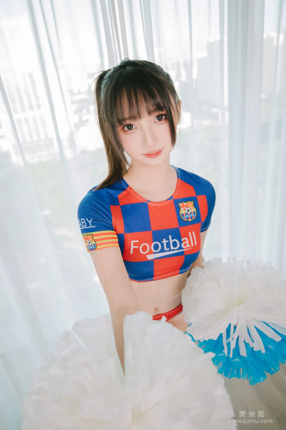 [網紅COSER] 蘿莉神楽闆真冬 之 拉拉隊少女 98
