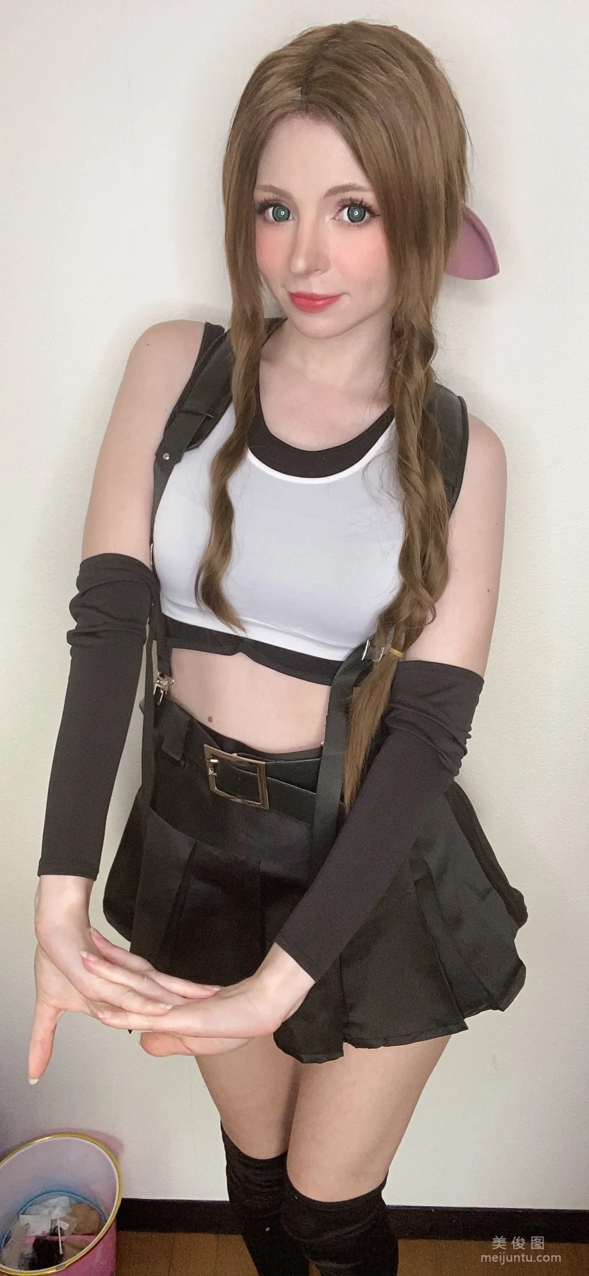[網紅COSER] Peach milky - Aerith Tifa Swap 22
