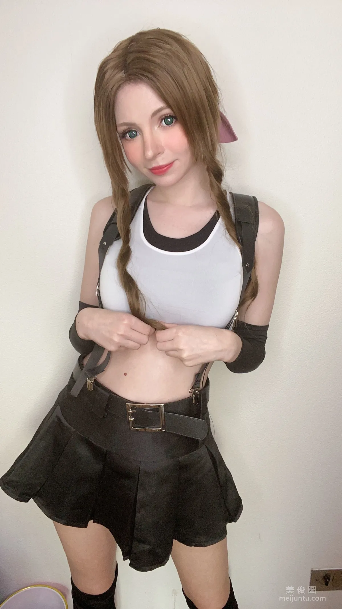 [網紅COSER] Peach milky - Aerith Tifa Swap 30