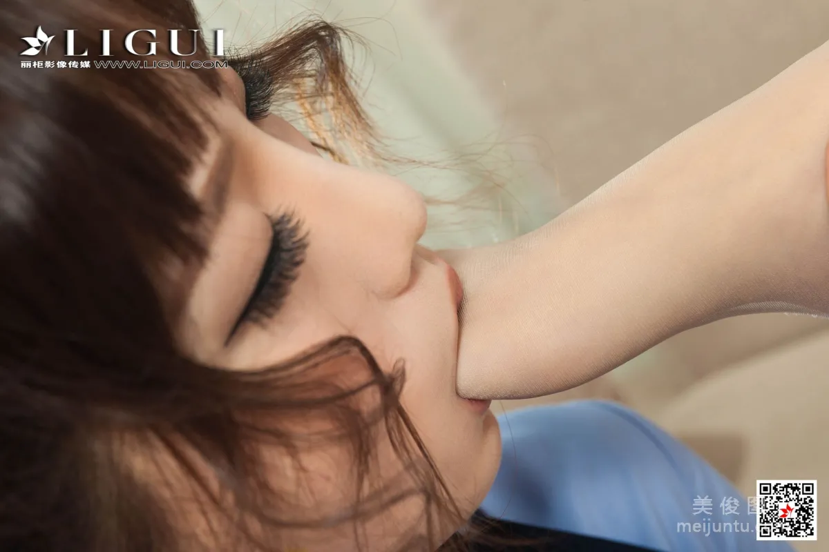Model Vicky&阳阳《双人制服丝足诱惑》 [丽柜Ligui] 写真集45