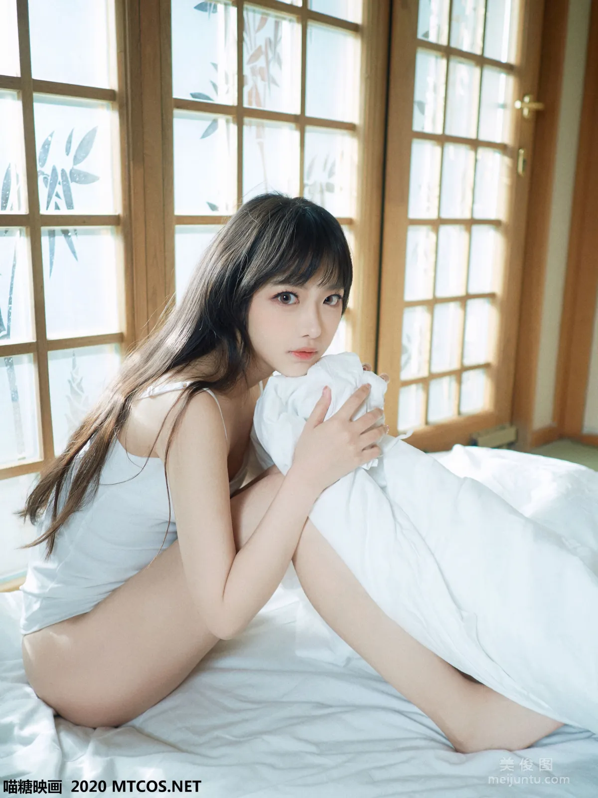 [喵糖映画] VOL.143 《日系白T私房》 写真集2