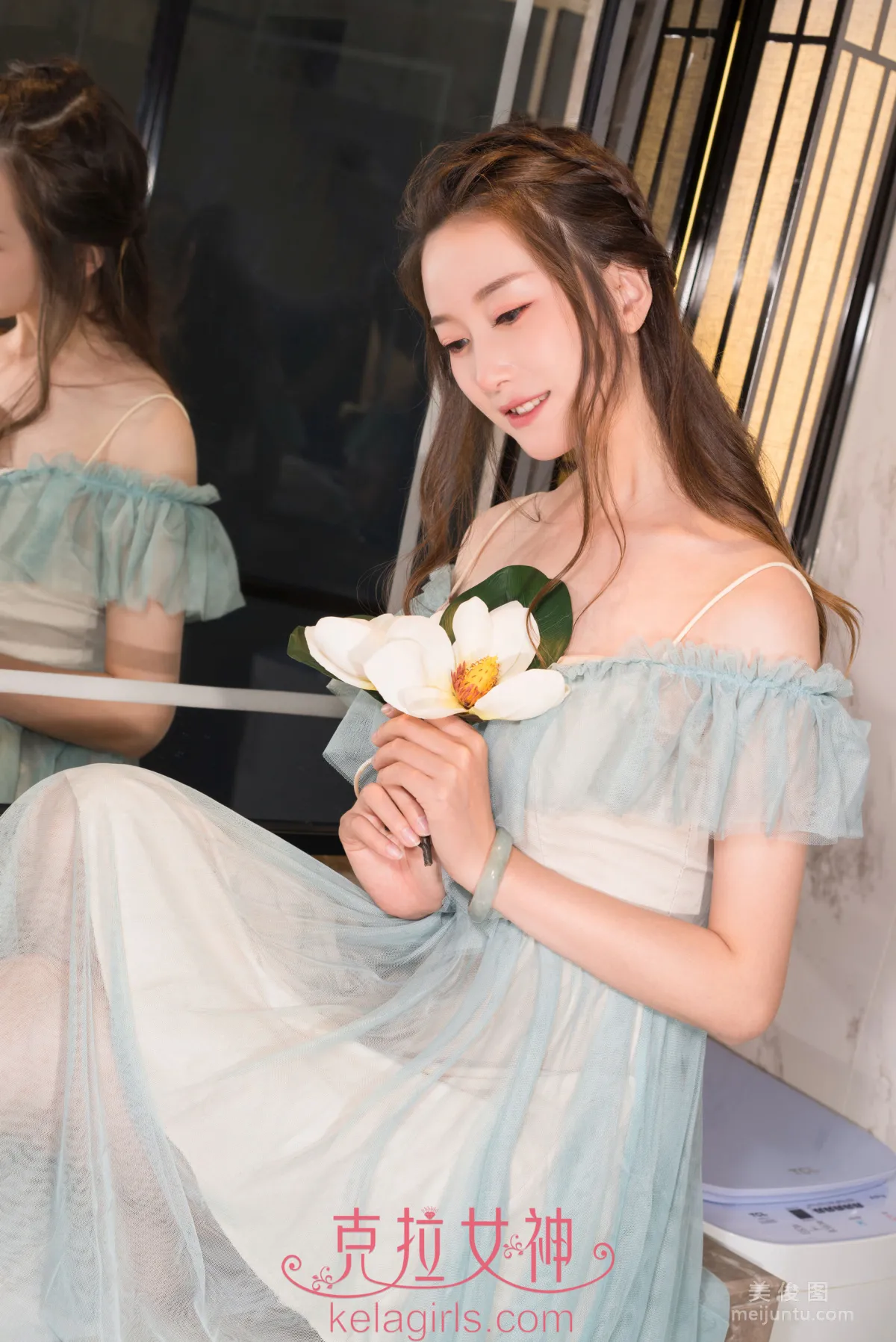 [克拉女神Kelagirls]  杨暖 《拈花一笑》 写真集2