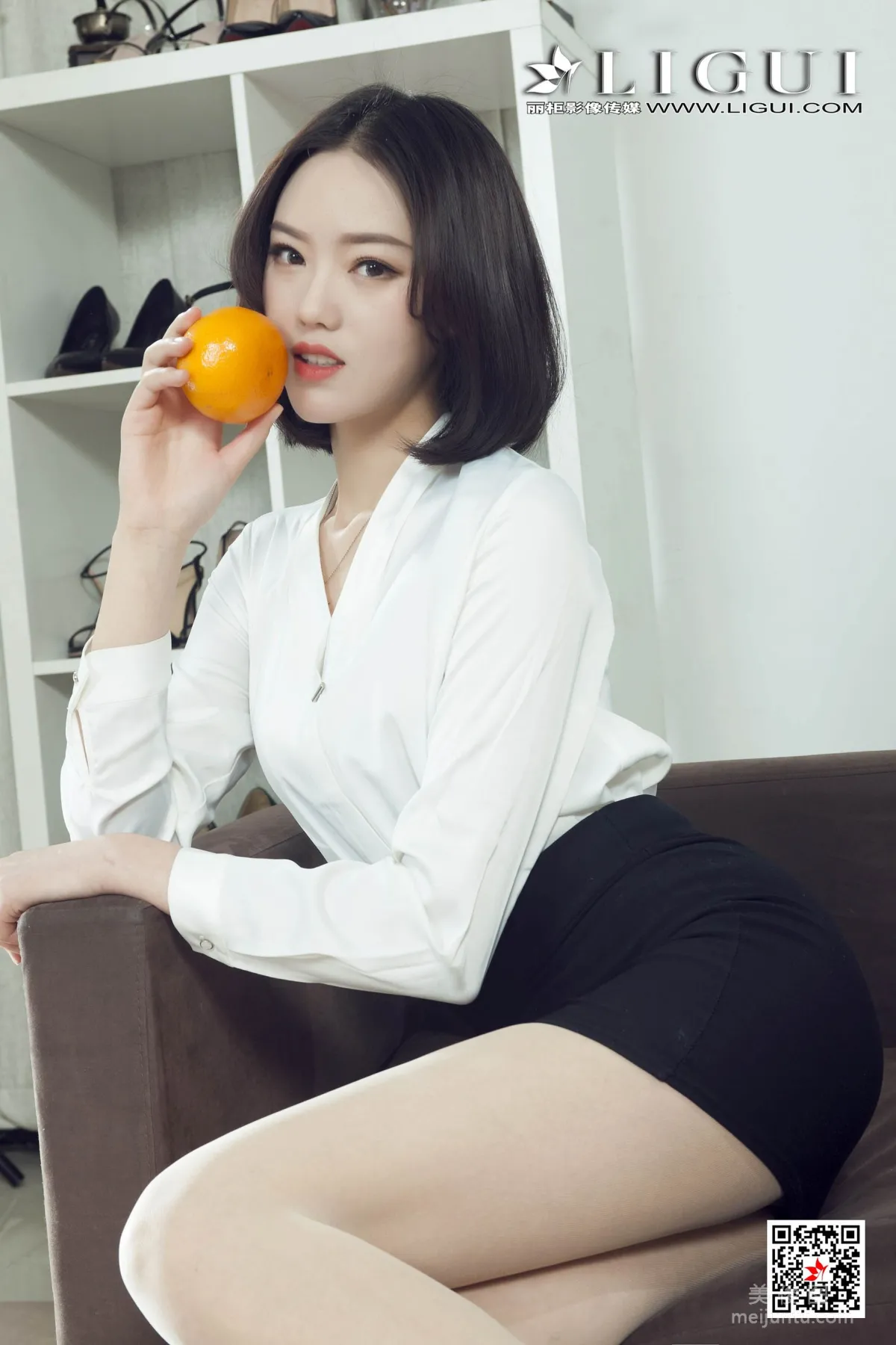 Model 敏儿《肉丝水果丝足》 [丽柜Ligui] 写真集40