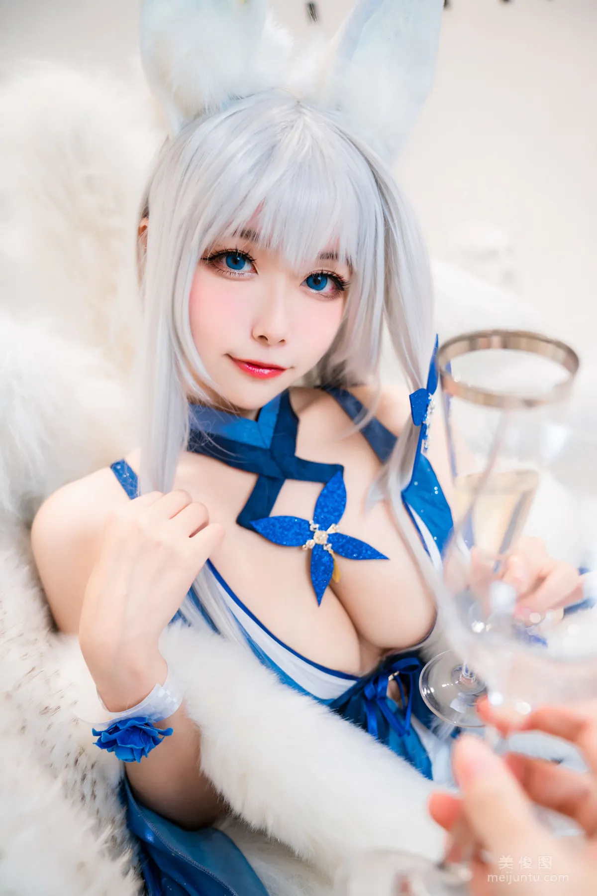 [COS寫真] 微博妹子Momoko葵葵 - 信濃禮服 1