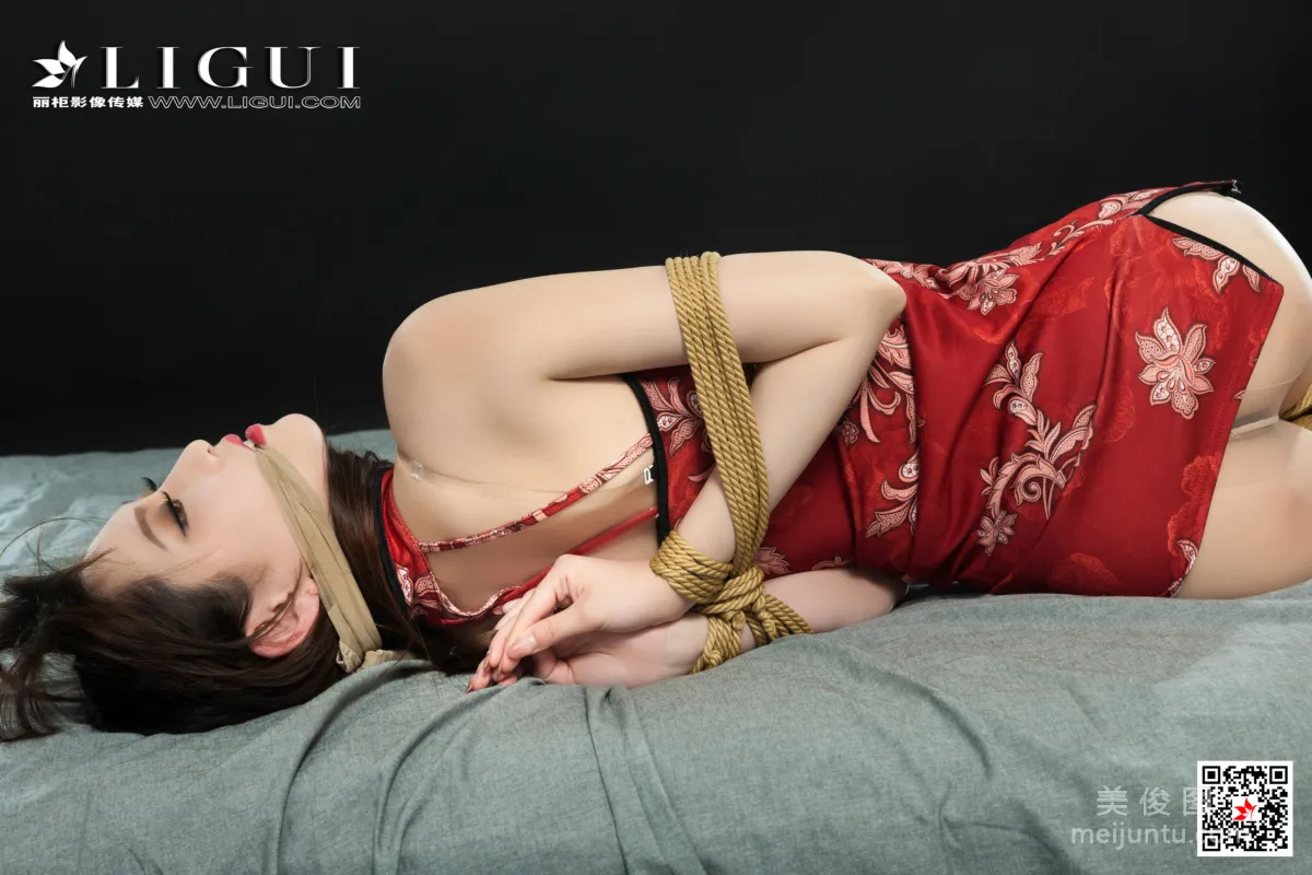 [麗櫃美束Ligui] 陽陽 《緊縛麗蓮》 絲足寫真 62
