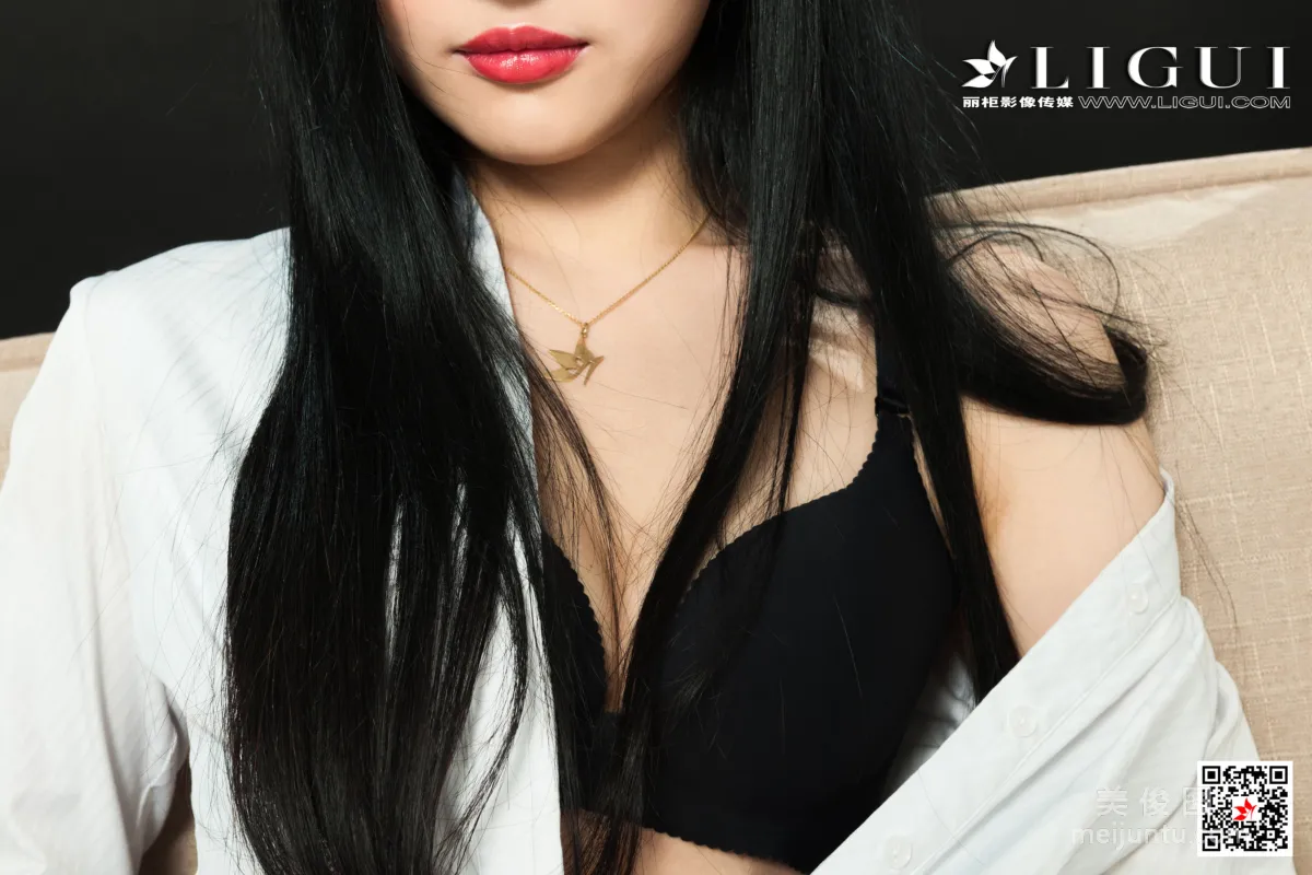 [麗櫃Ligui] 小凡 《醉享絲欲》 絲足寫真 41