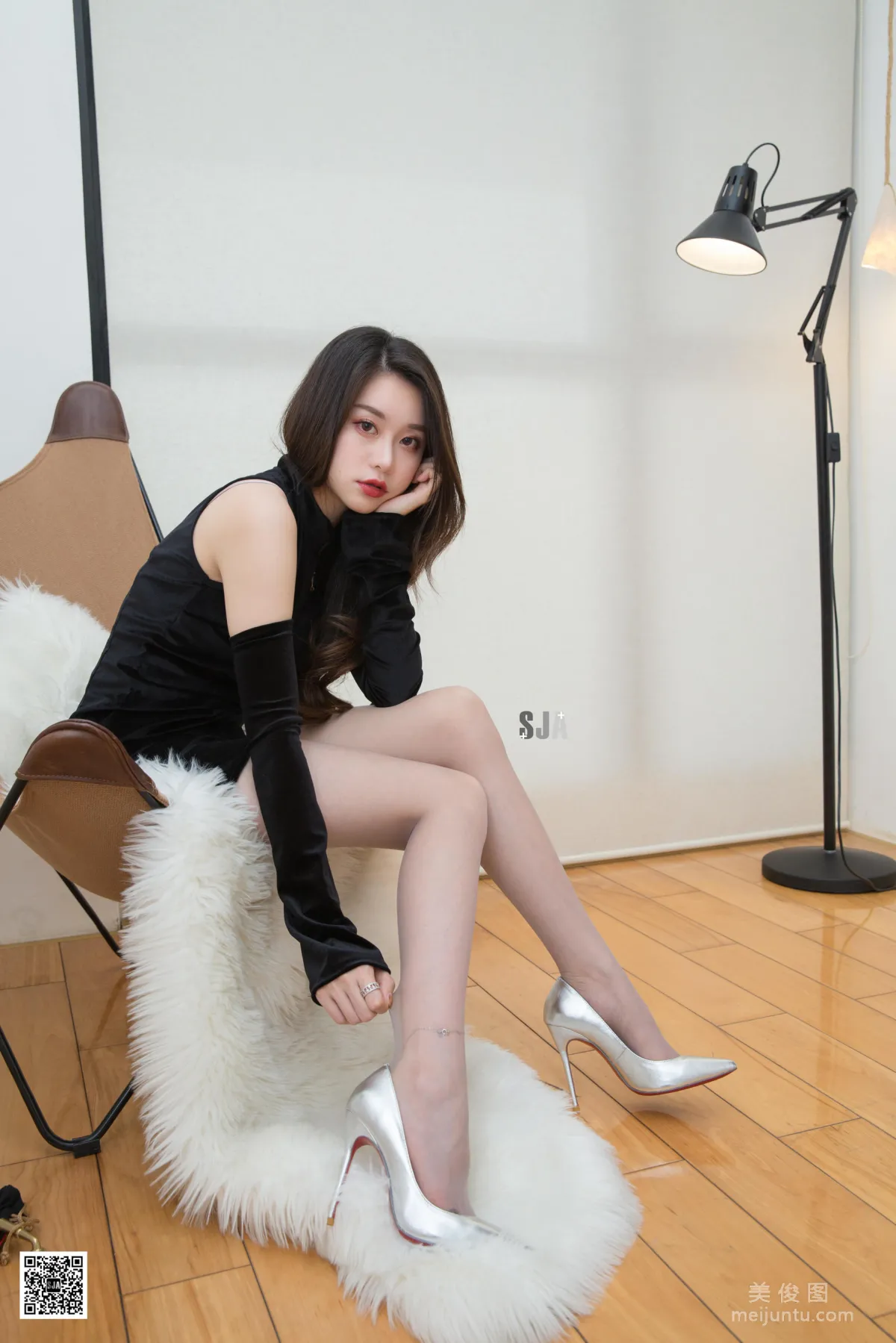 [佳爷SJA] 新刊SJA009 佳爷 《黛》肉丝美腿写真7