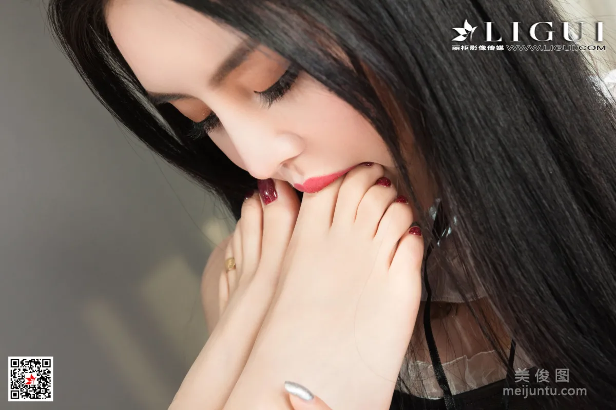 [丽柜Ligui]  凉儿&小智贤 《双生花-香丝情圆》 丝足写真66