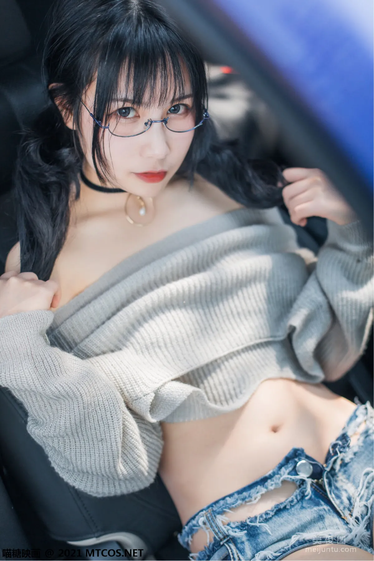 [喵糖映畫] VOL.369 車内女郎 寫真套圖 18