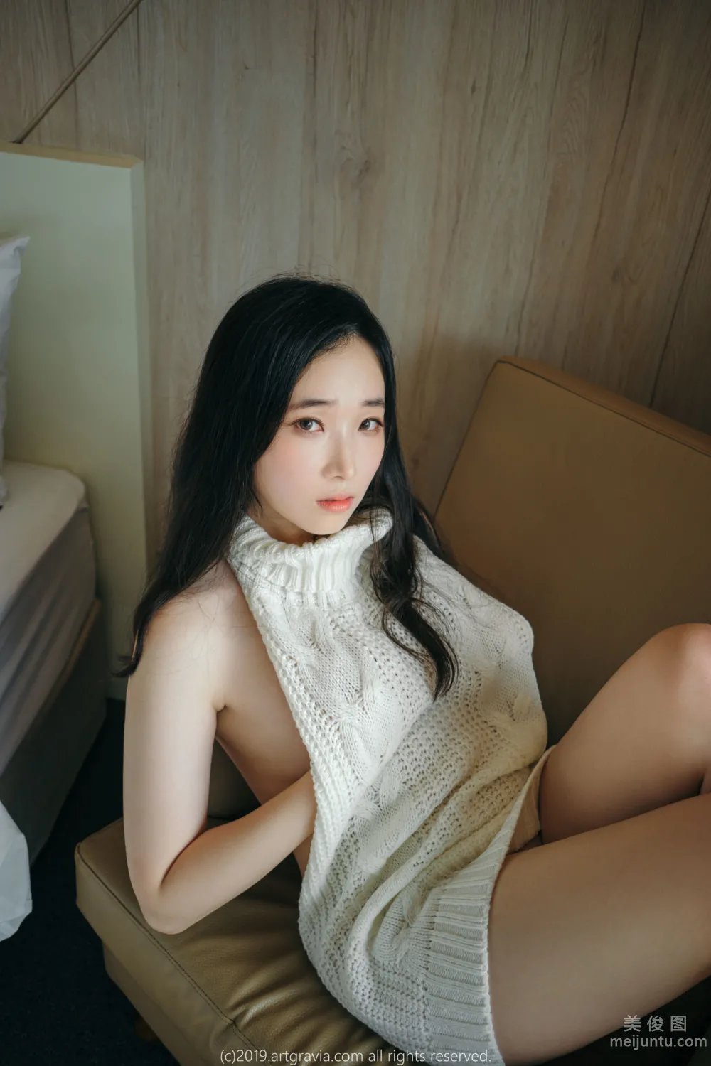 [ARTGRAVIA] VOL.106 Bambi - 性感毛衣+女仆睡衣1