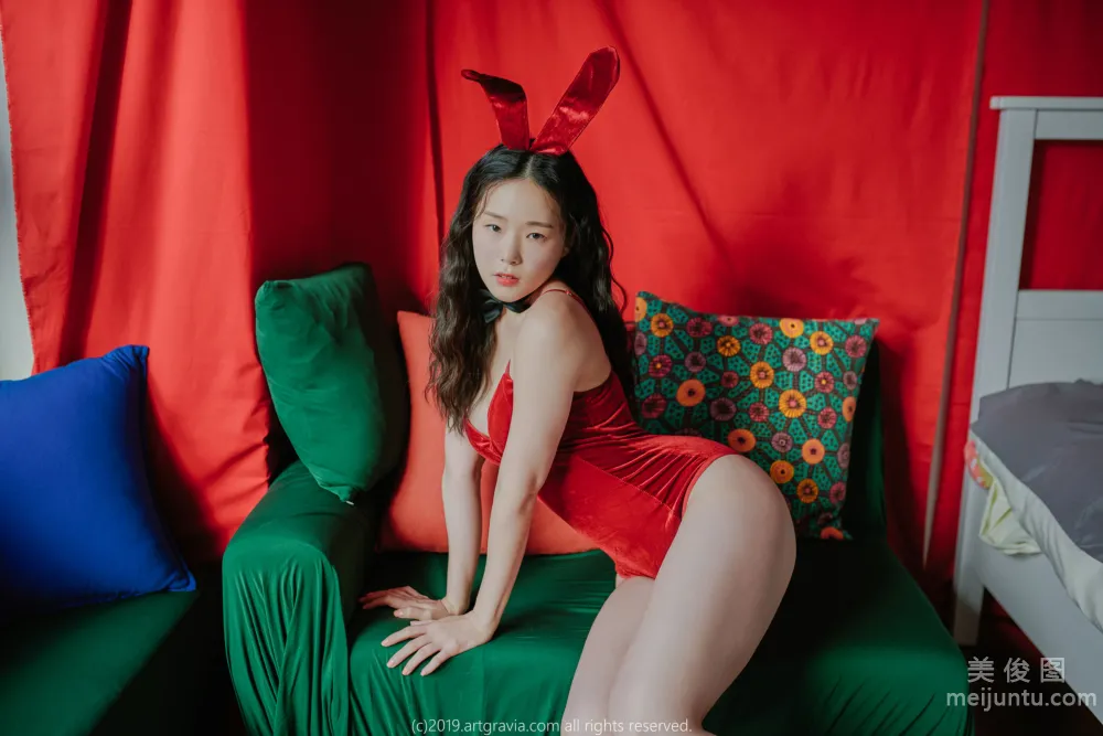 [ARTGRAVIA] VOL.127 PIA -  情趣兔女郎+猫女写真1
