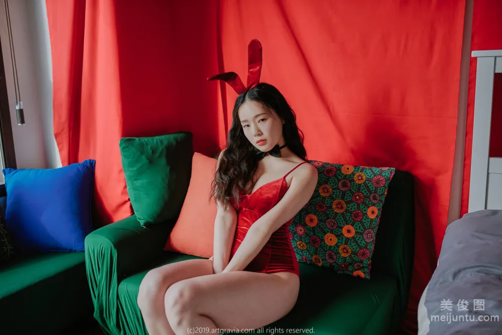 [ARTGRAVIA] VOL.127 PIA -  情趣兔女郎+猫女写真2