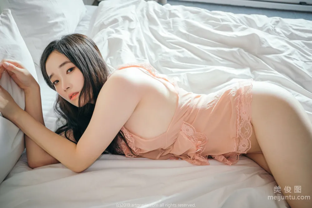 [ARTGRAVIA] VOL.106 Bambi - 性感毛衣+女仆睡衣 47