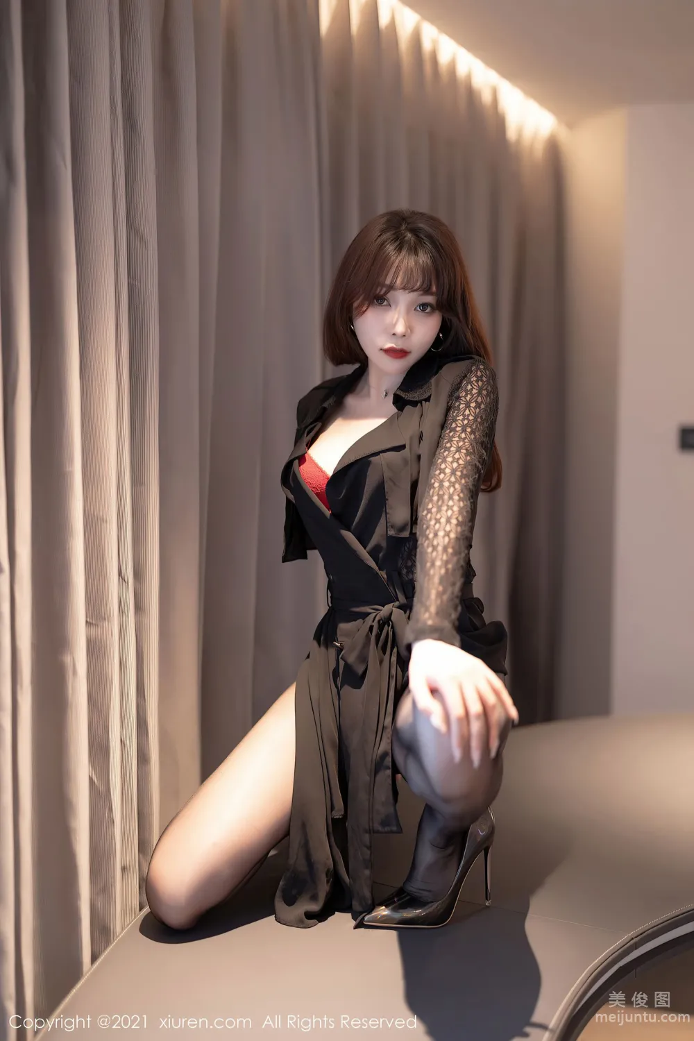[秀人XIUREN] No.3595 芝芝Booty - 時尚且魅惑多姿的服飾 22