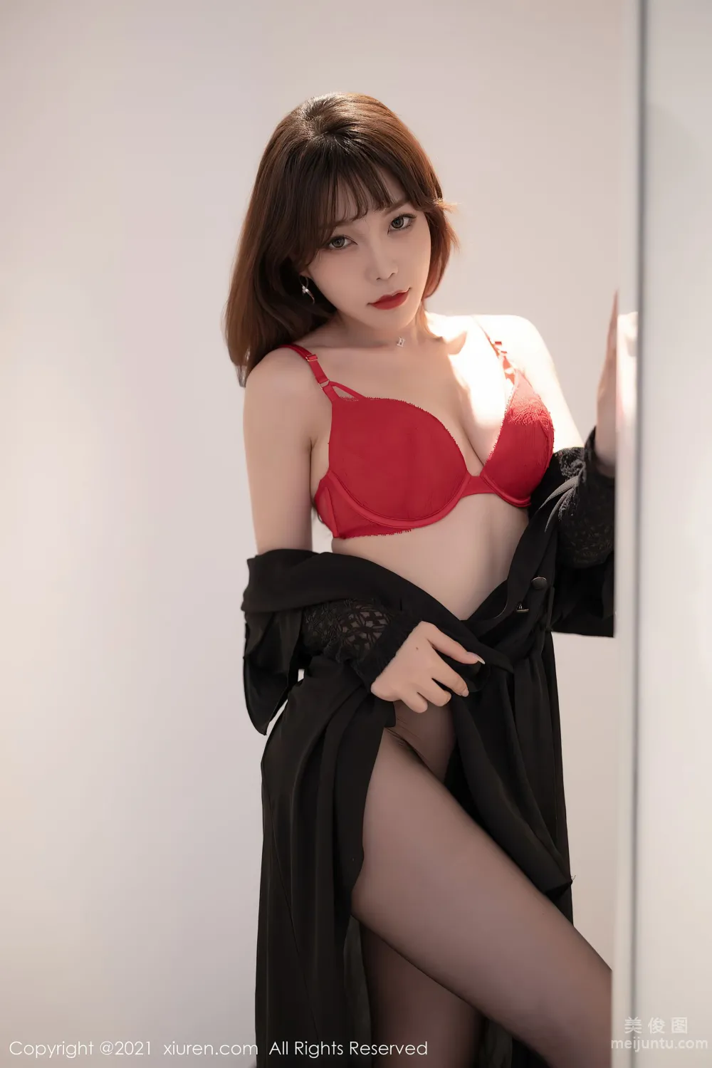 [秀人XIUREN] No.3595 芝芝Booty - 時尚且魅惑多姿的服飾 32