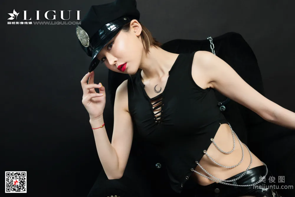 [麗櫃Ligui] Model 洋洋《顔絲香繭》 寫真套圖 9