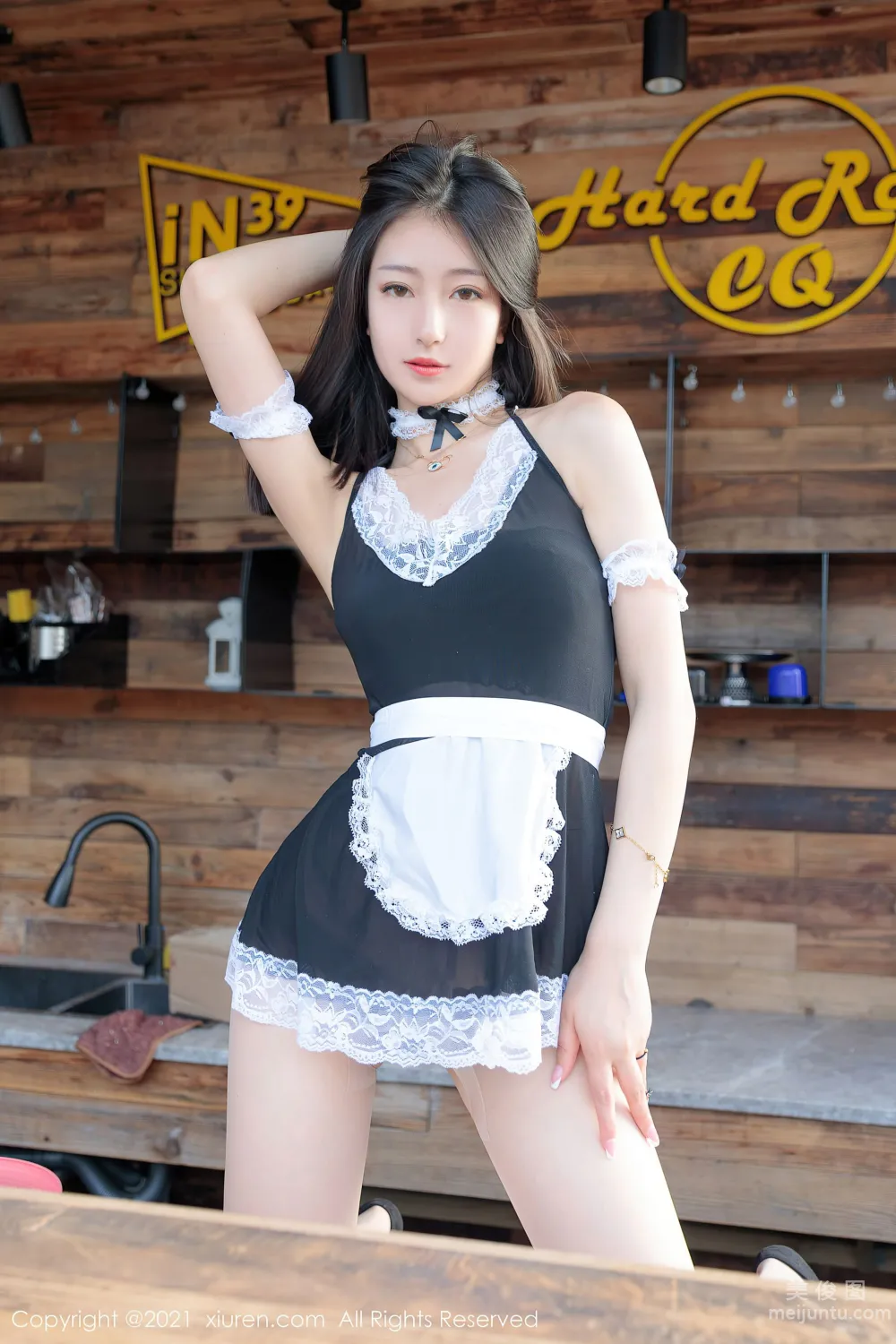 [秀人XIUREN] No.3586 熊小諾 - 居家雷絲女仆主題系列 5