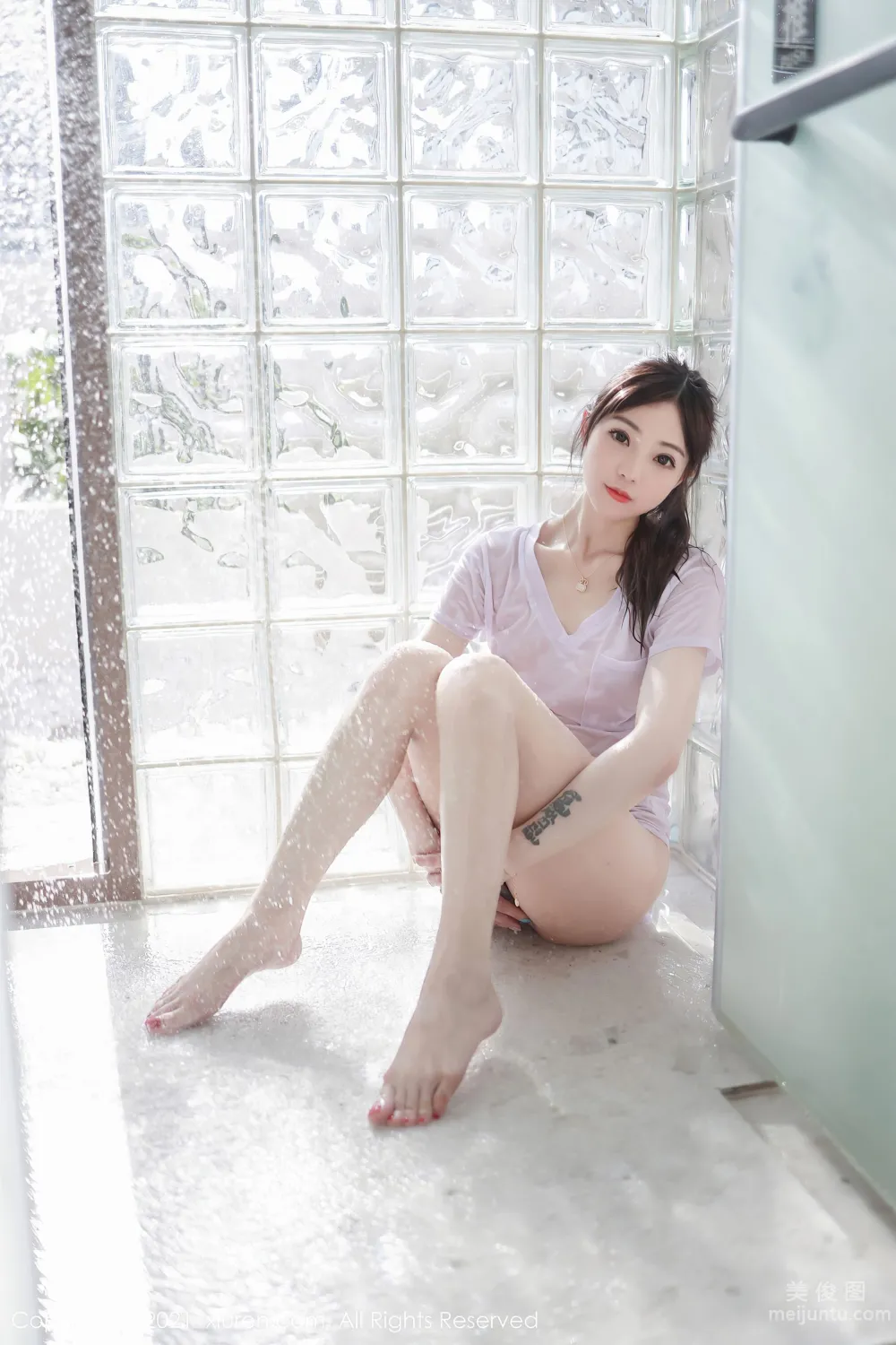 [秀人XIUREN] No.3637 佘貝拉bella - 緊身姓感的運動裝與浴室系列 5