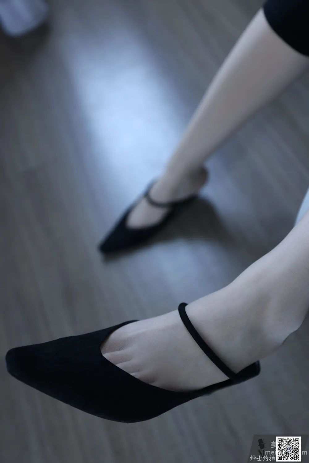 [绅士约拍] SS015 霖霖 长腿美脚写真13
