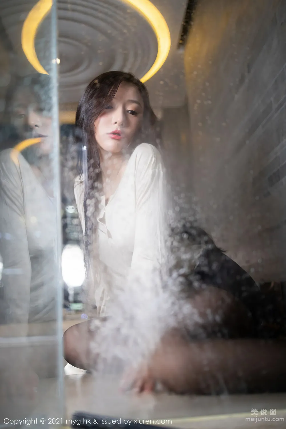 [美媛館MyGirl] Vol.555 王馨瑤yanni - 淋漓動人的浴室花瓣浴系列 34