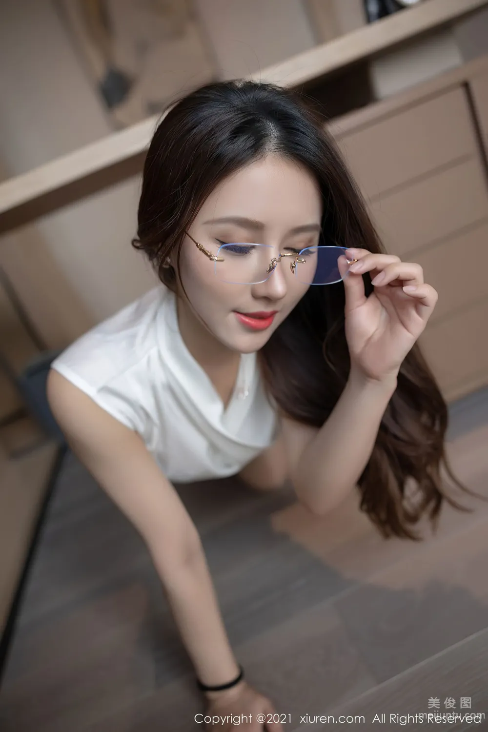 [秀人XIUREN] No.3623 徐安安 - 經典動人的眼鏡OL 21