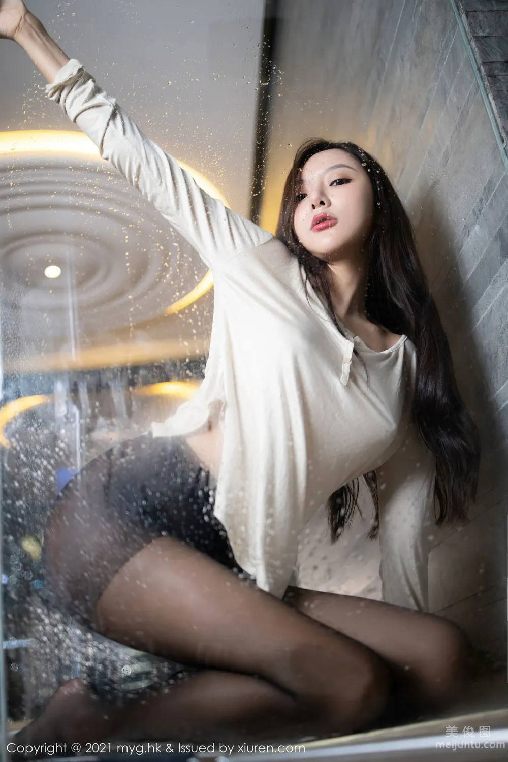 [美媛館MyGirl] Vol.555 王馨瑤yanni - 淋漓動人的浴室花瓣浴系列 40