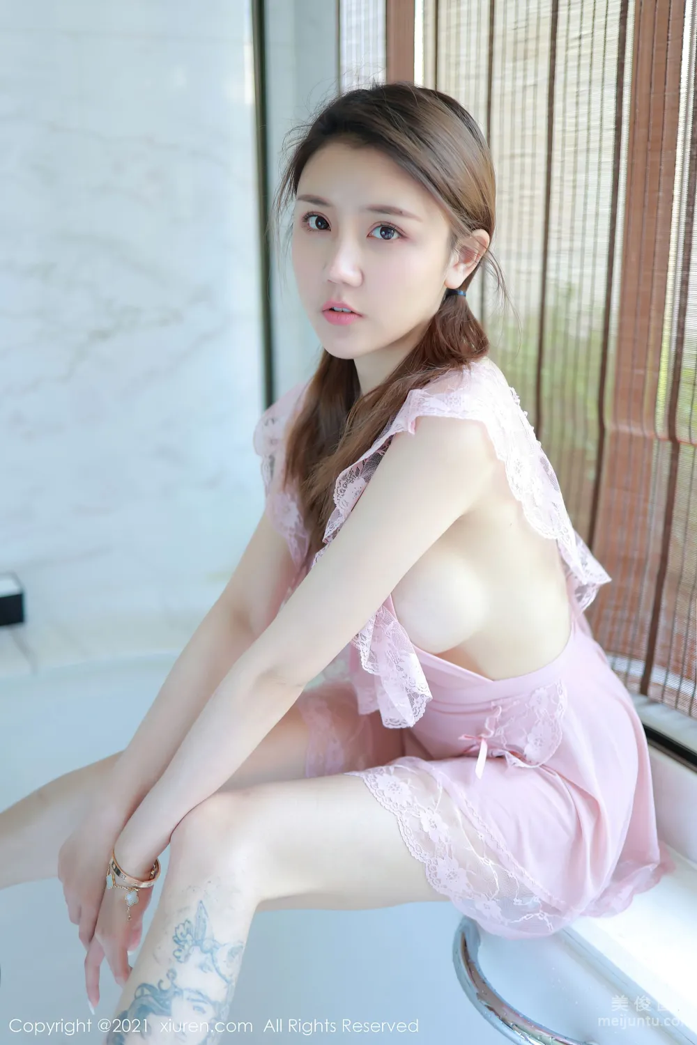 [秀人XIUREN] No.3611 夏西CiCi - 經典粉色女仆浴室主題系列 4