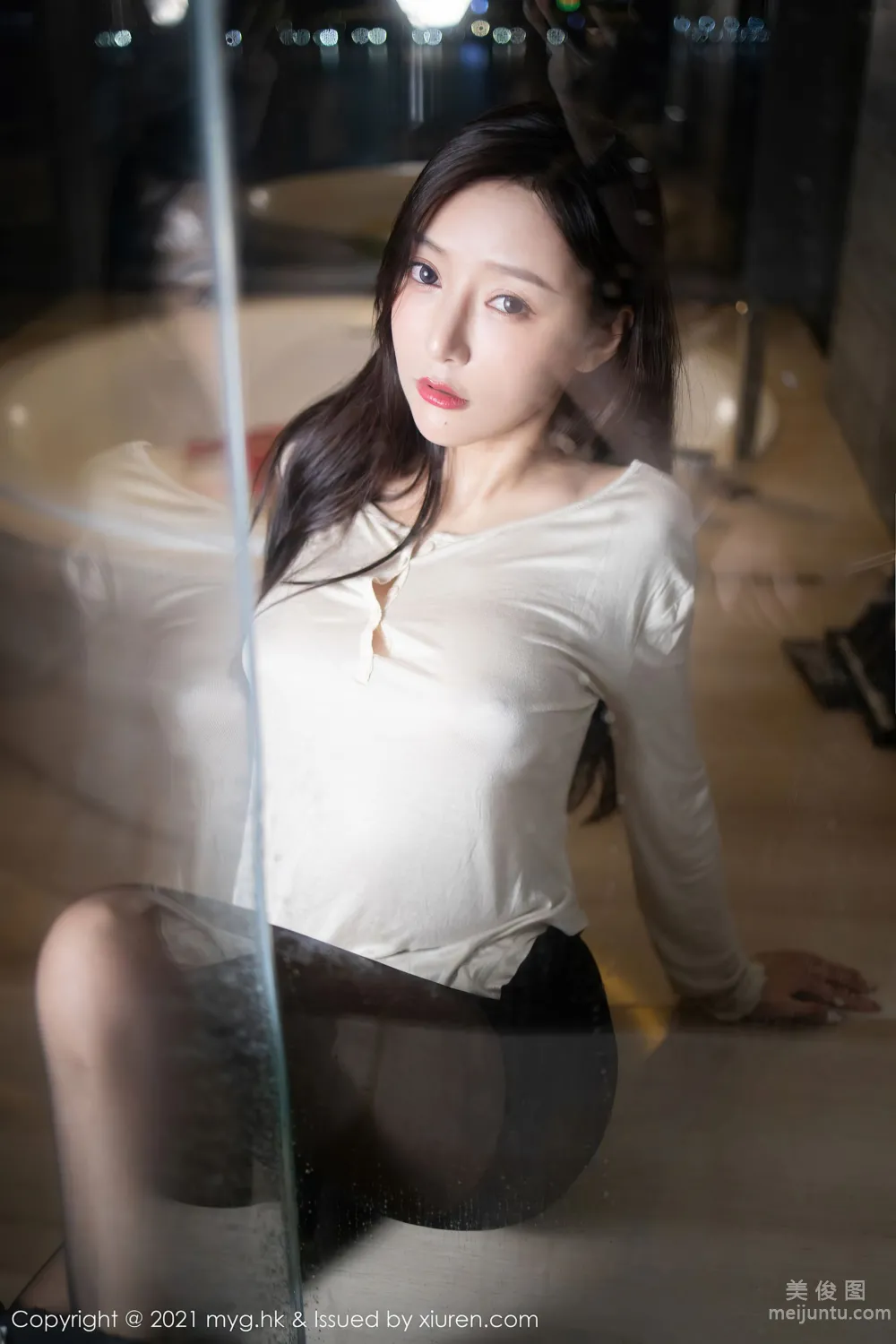 [美媛館MyGirl] Vol.555 王馨瑤yanni - 淋漓動人的浴室花瓣浴系列 33